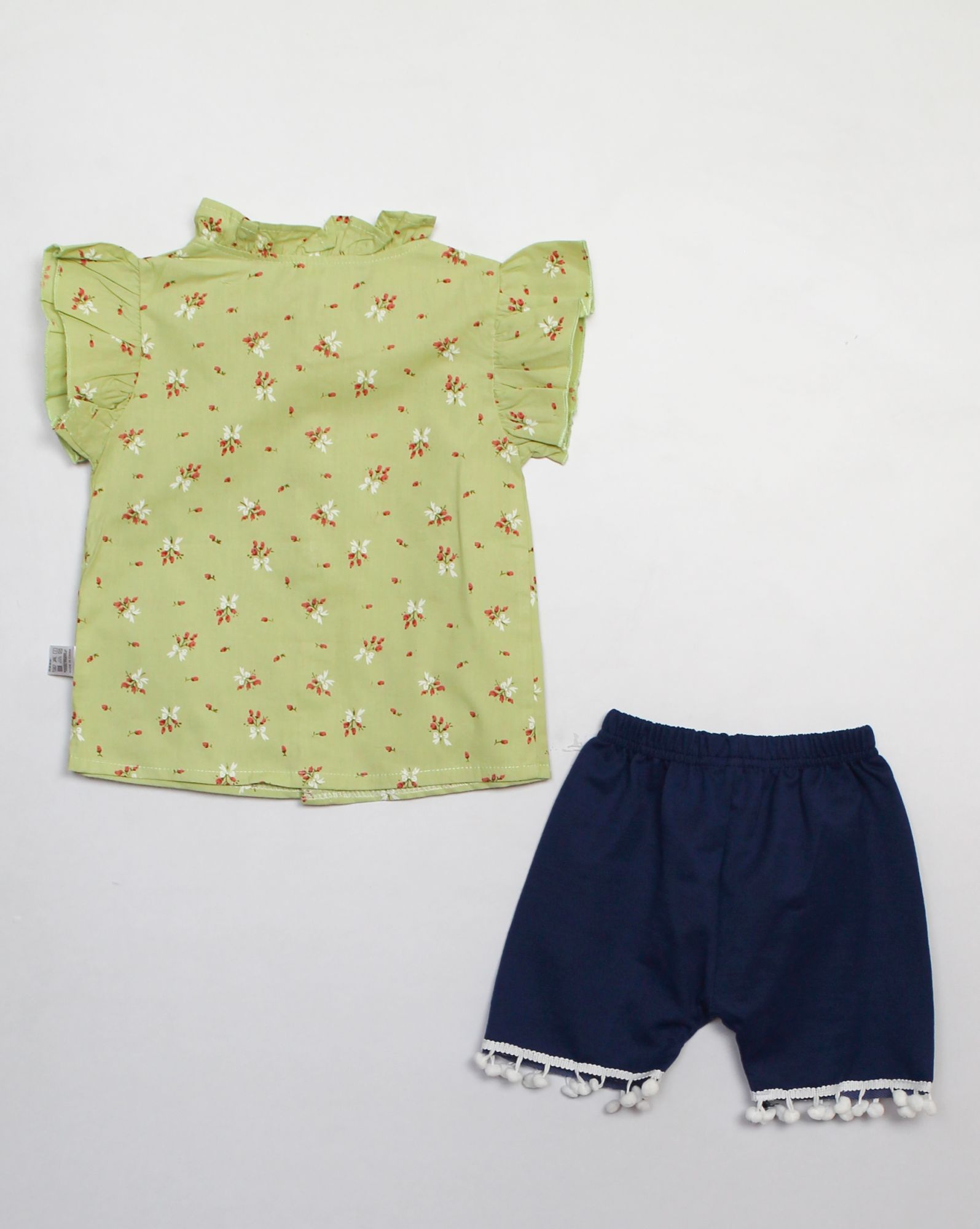 Woonie Frill Sleeves Floral Printed Top With Shorts-Green