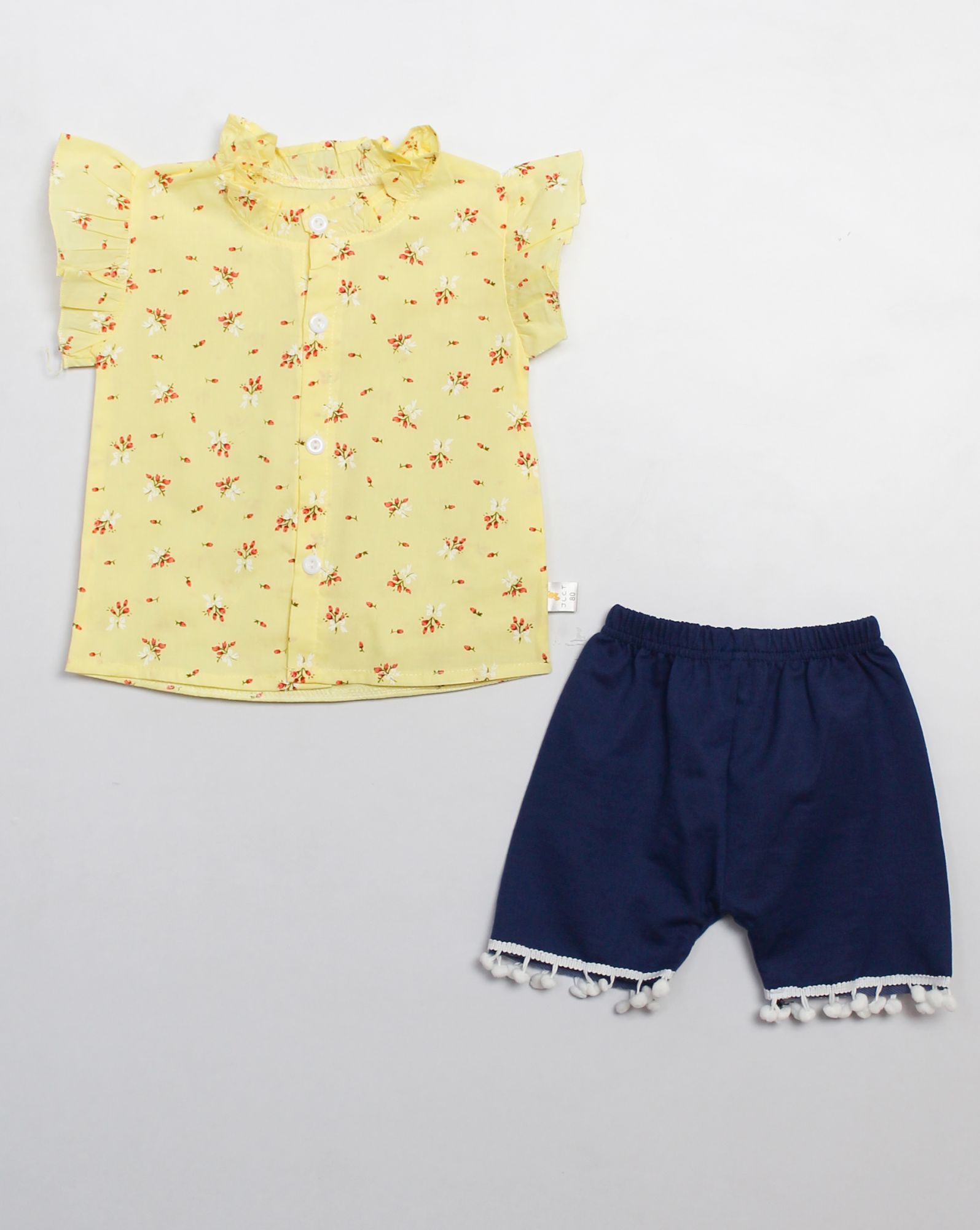Woonie Frill Sleeves Floral Printed Top With Shorts-yellow