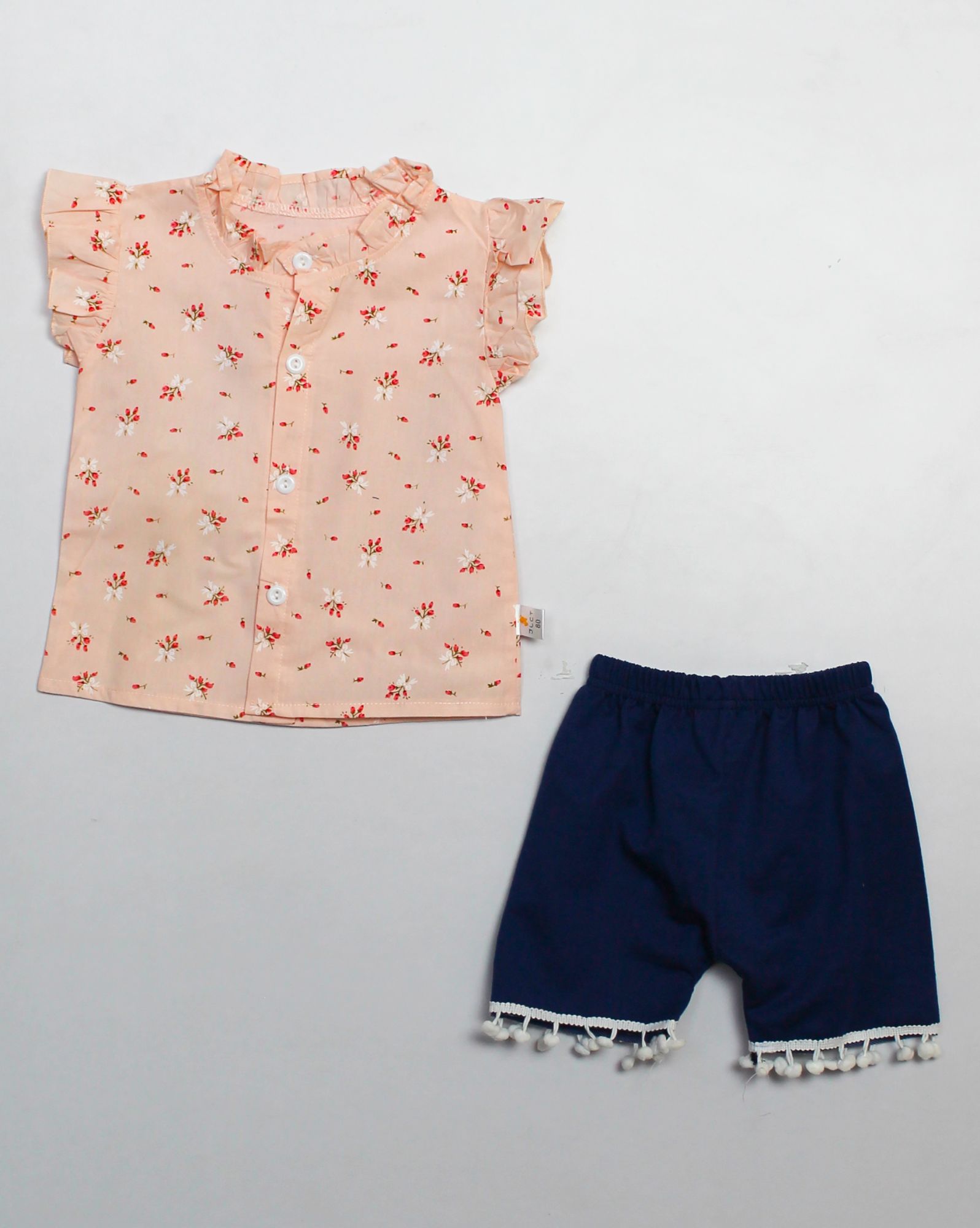 Woonie Frill Sleeves Floral Printed Top With Shorts-Peach