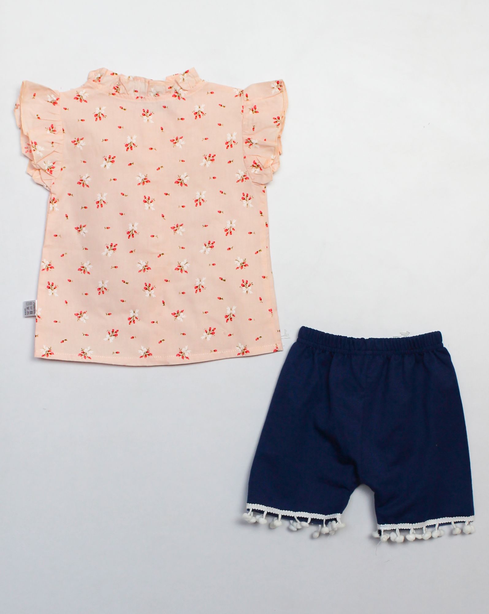 Woonie Frill Sleeves Floral Printed Top With Shorts-Peach