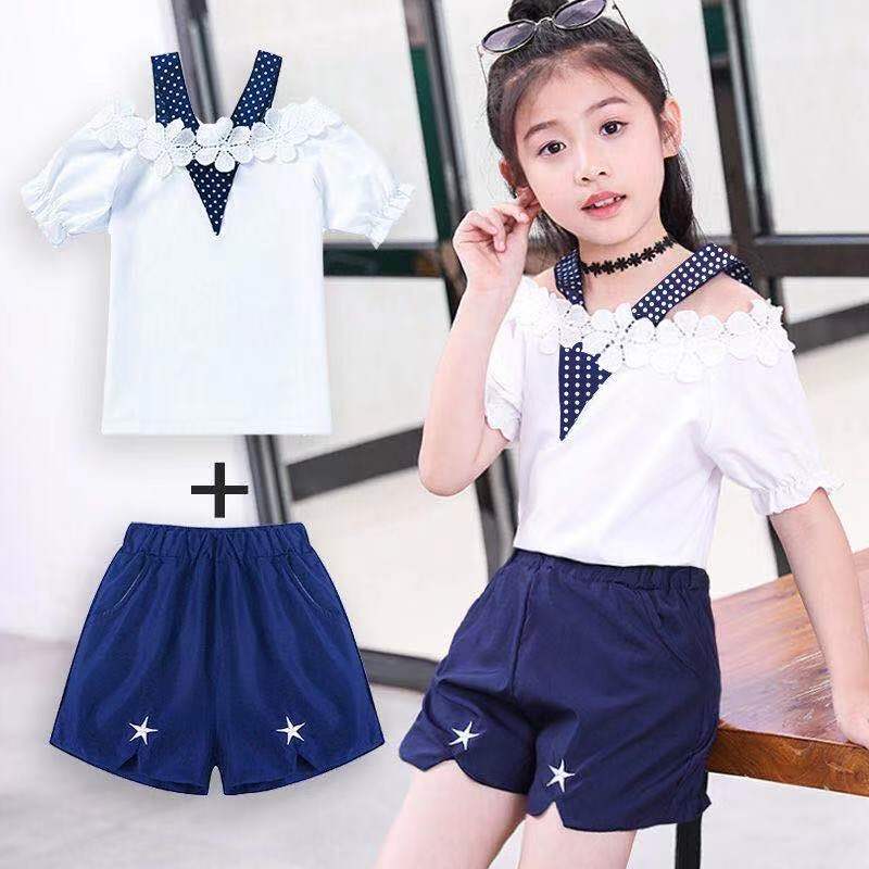 Woonie Puff Sleeves With Beautiful neck design Top With Shorts-White