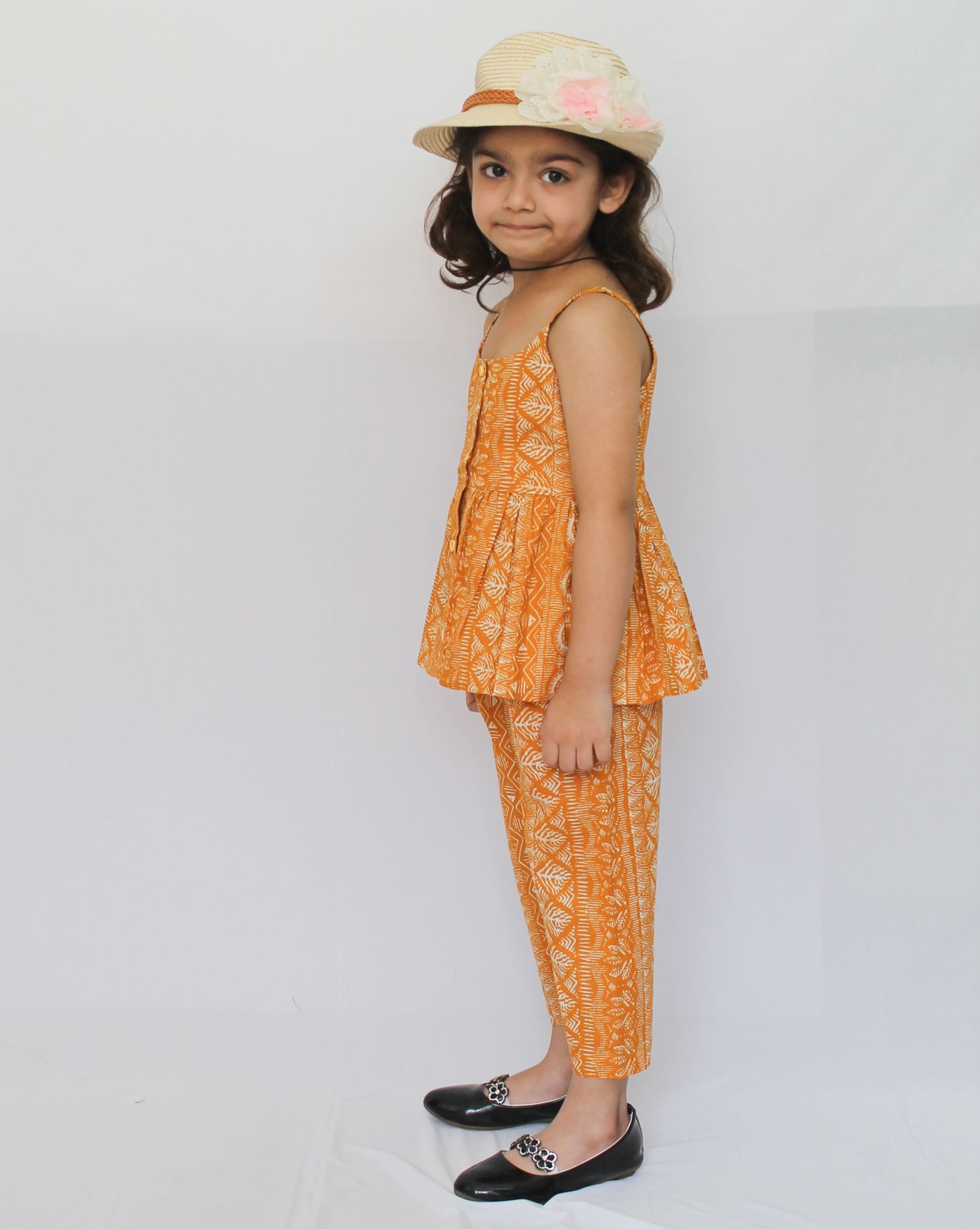 Woonie Sleeveless Floral Top With Culottes-Yellow