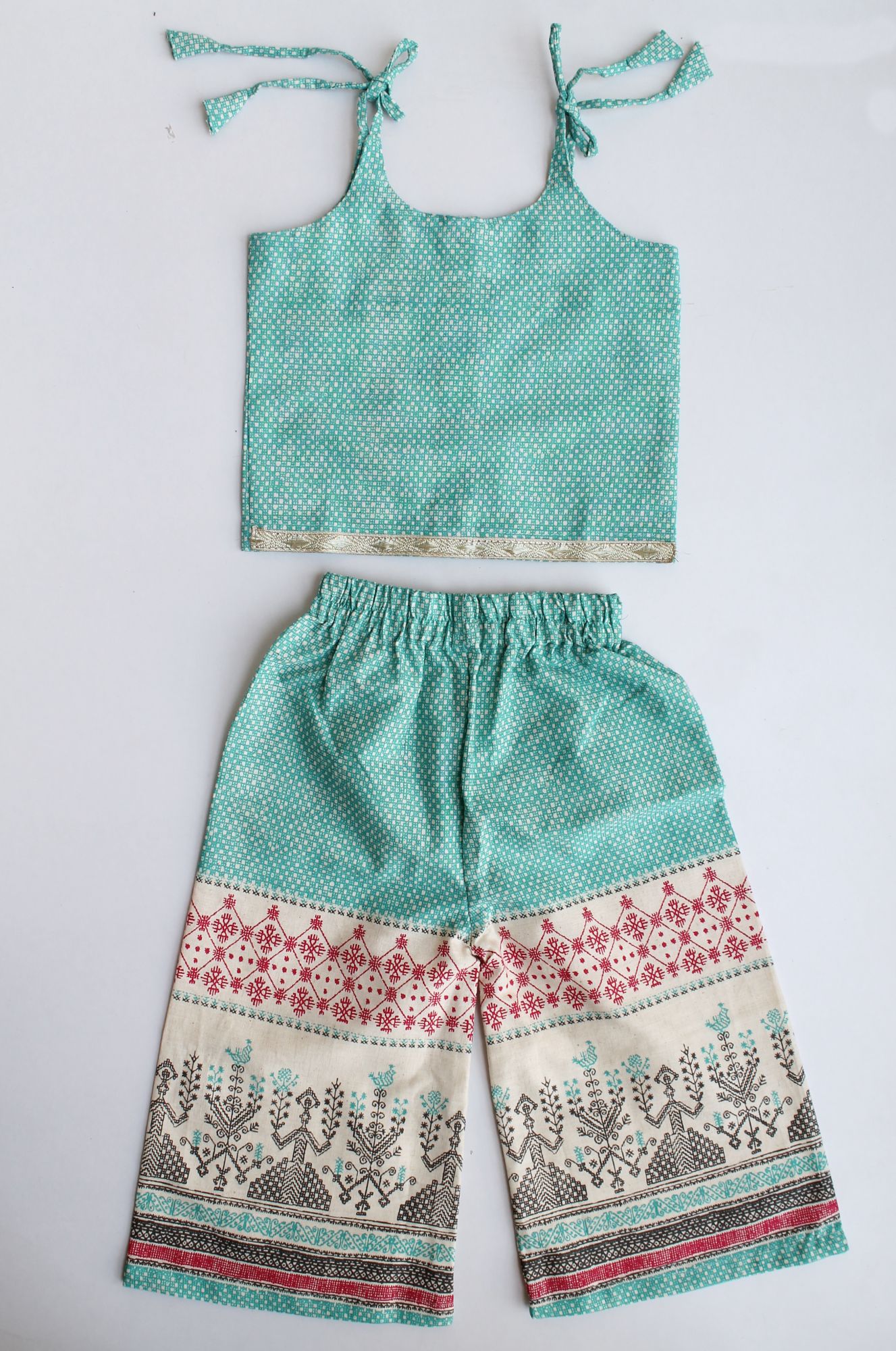 Woonie Sleeveless Singlet Top With Wide Legged Motif Print Pants - Green