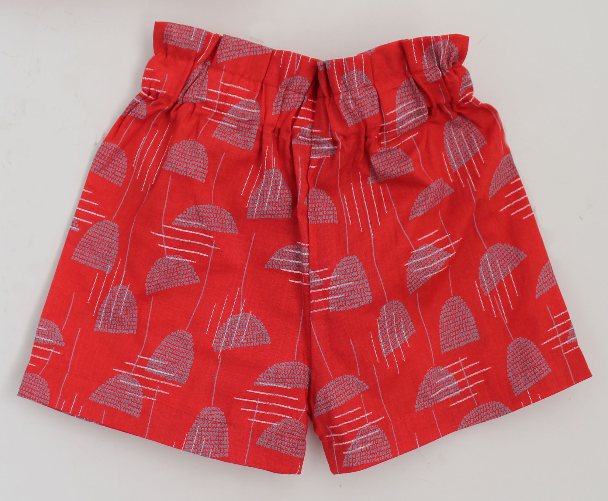 Woonie Sleeveless Leaves Print Top With Shorts - Red