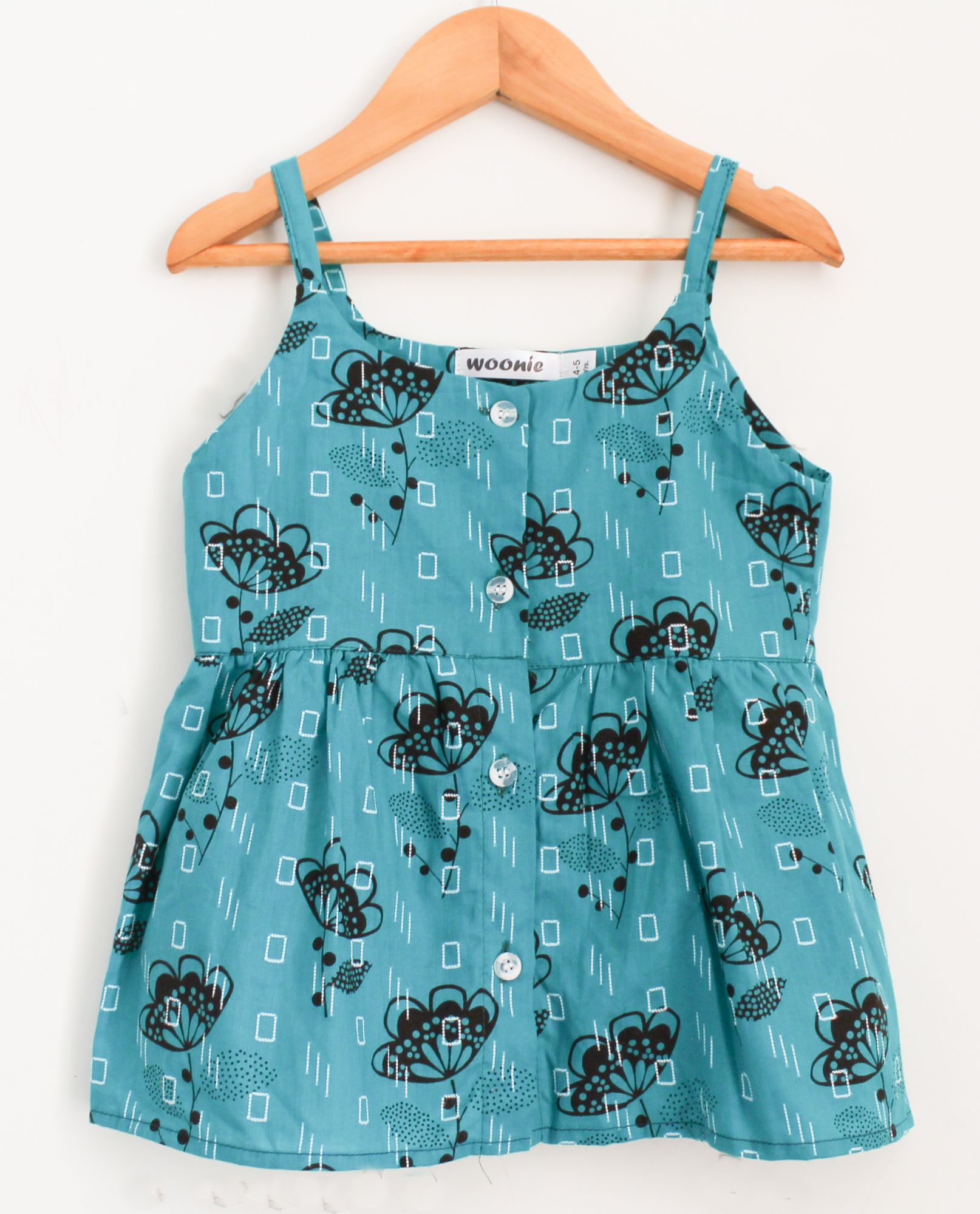 Woonie Sleeveless Flower Print Top With Shorts - Green