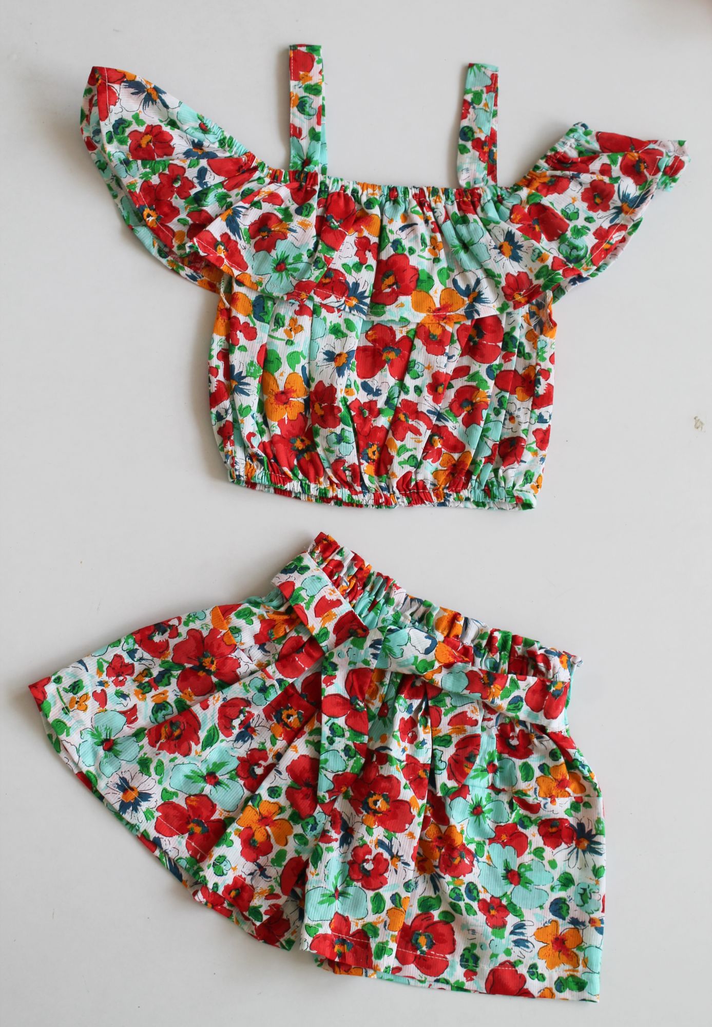 Woonie Short Sleeves Floral Print Top With Skorts - Multi Colour