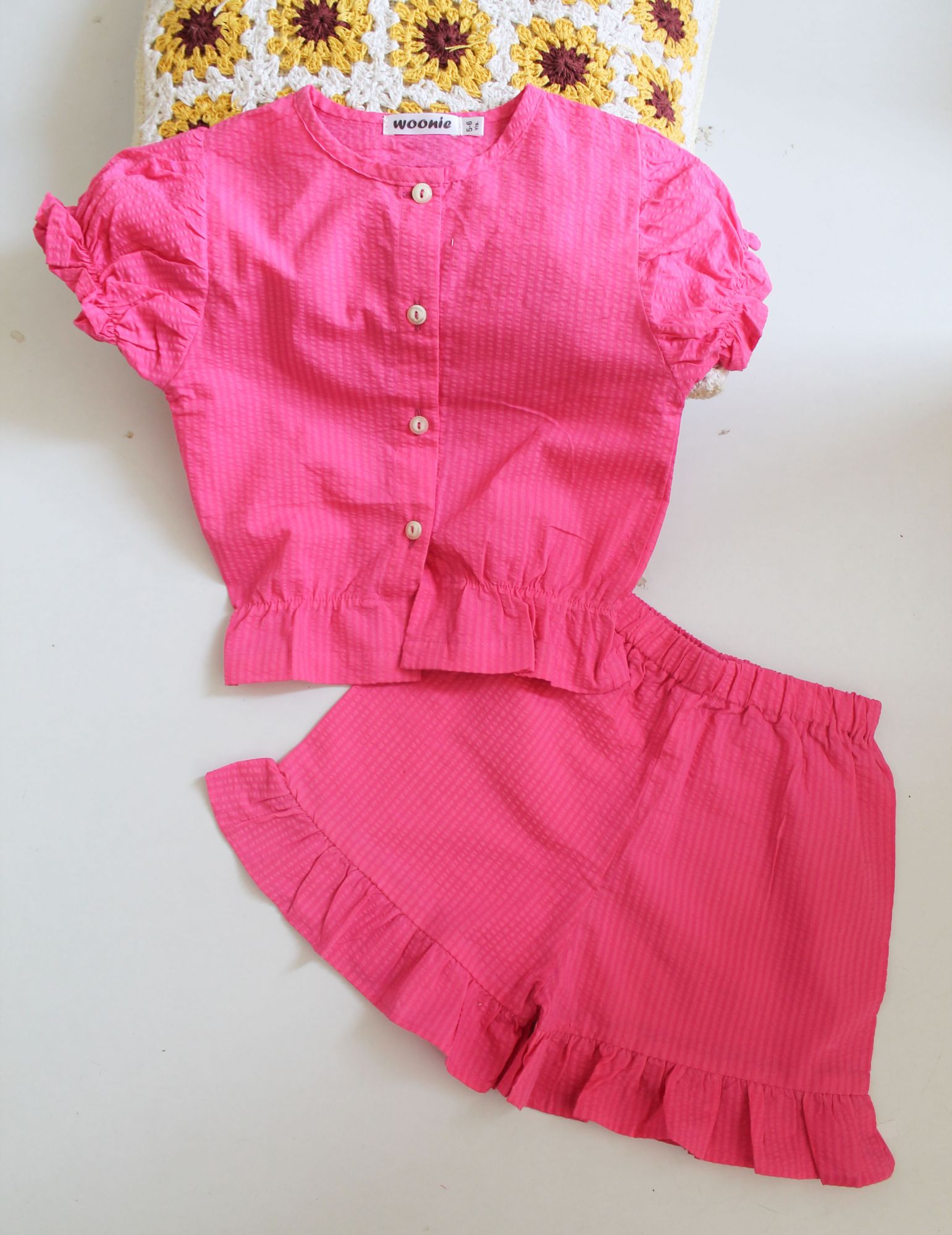 Woonie Short Puffed Sleeves Self Design Top With Shorts - Pink