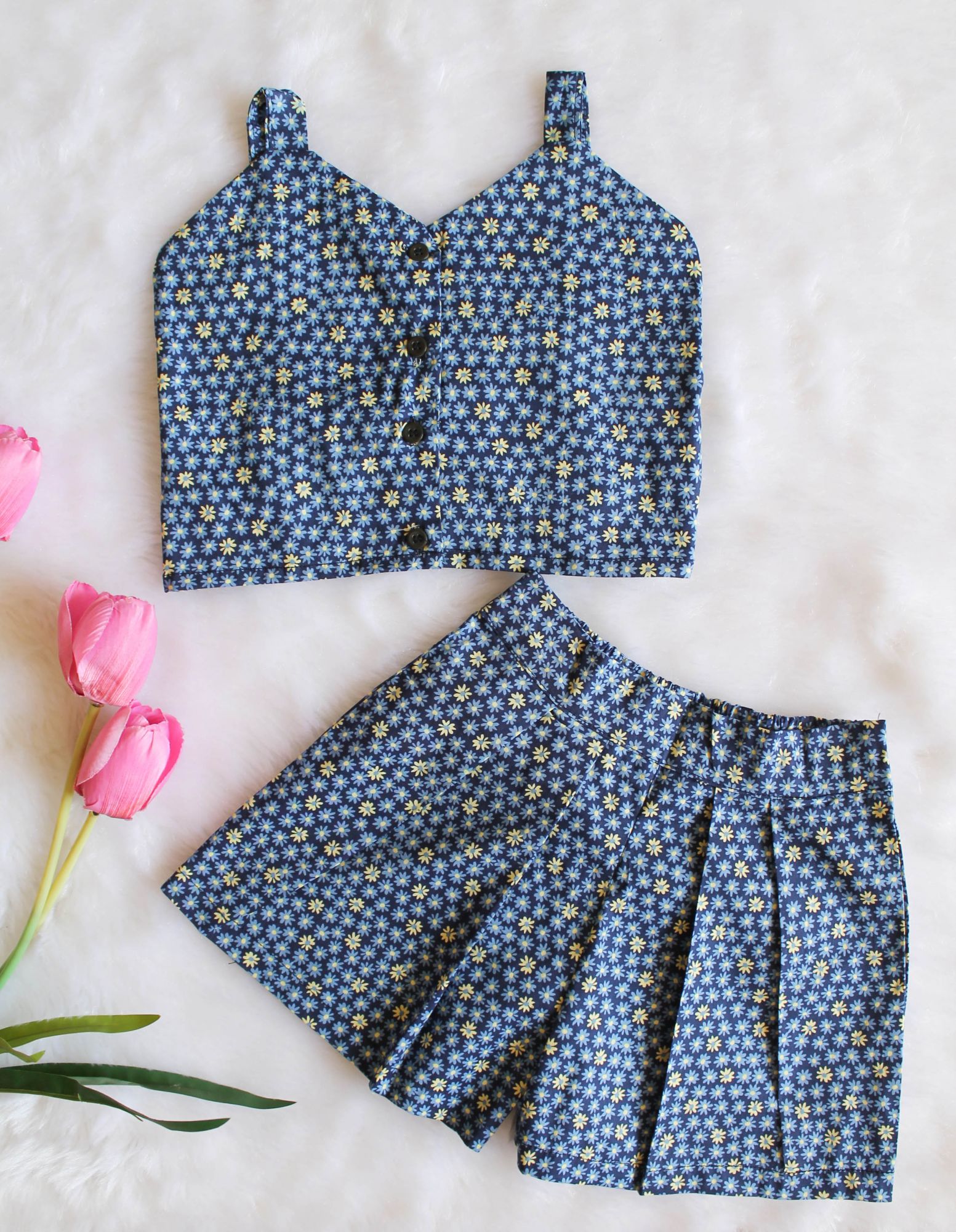 Woonie Sleeveless Floral Printed Top With Skirt-Blue