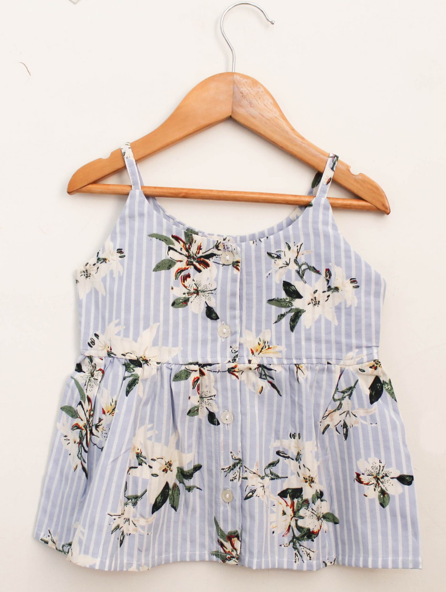 Woonie Sleeveless Floral Printed Top With CulottesLight Blue
