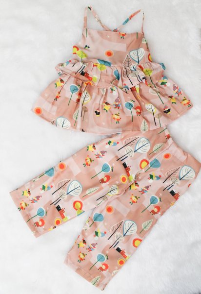Image of Woonie Sleeveless Digital Printed Cross Back Detailing Top With Culottes-Beige