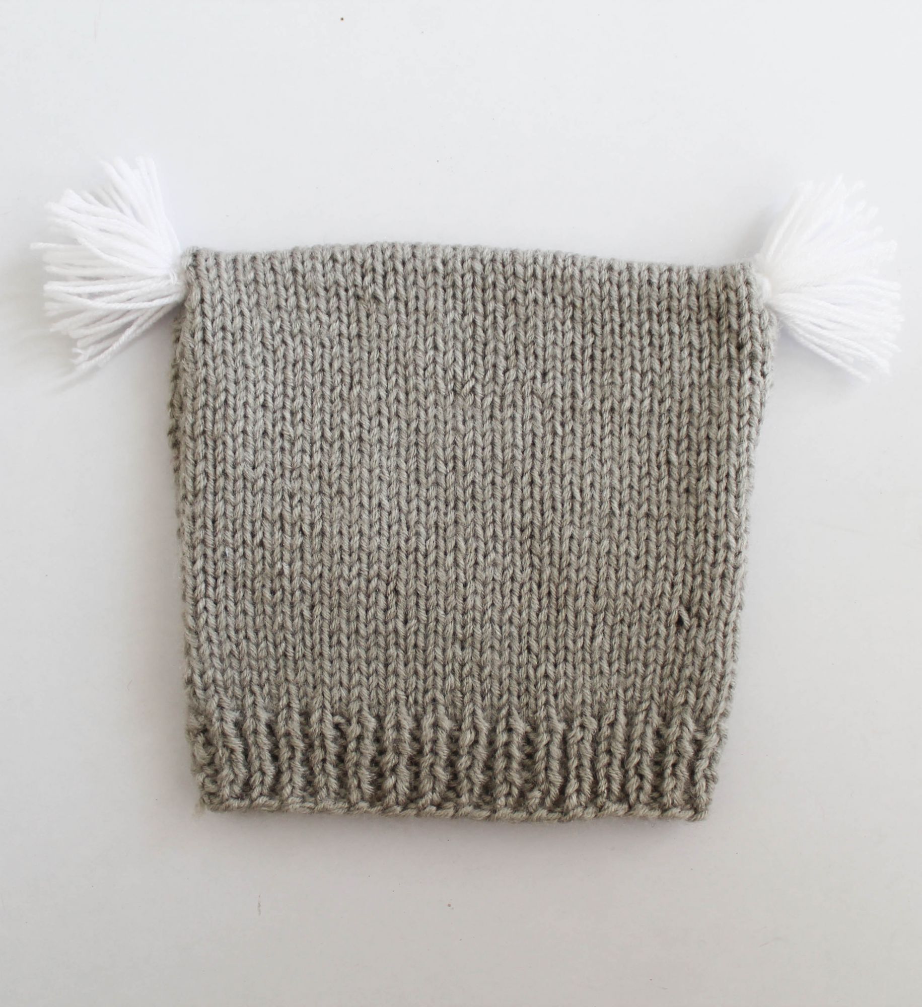 Hand Knitted Bird Cap for Kids - Grey Woonie