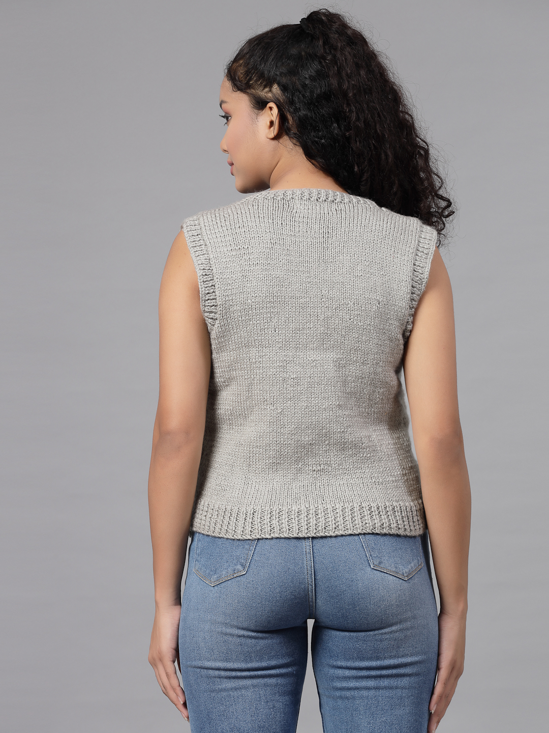 Hand Knitted Cute Checked Sweater Vest for Women - Grey