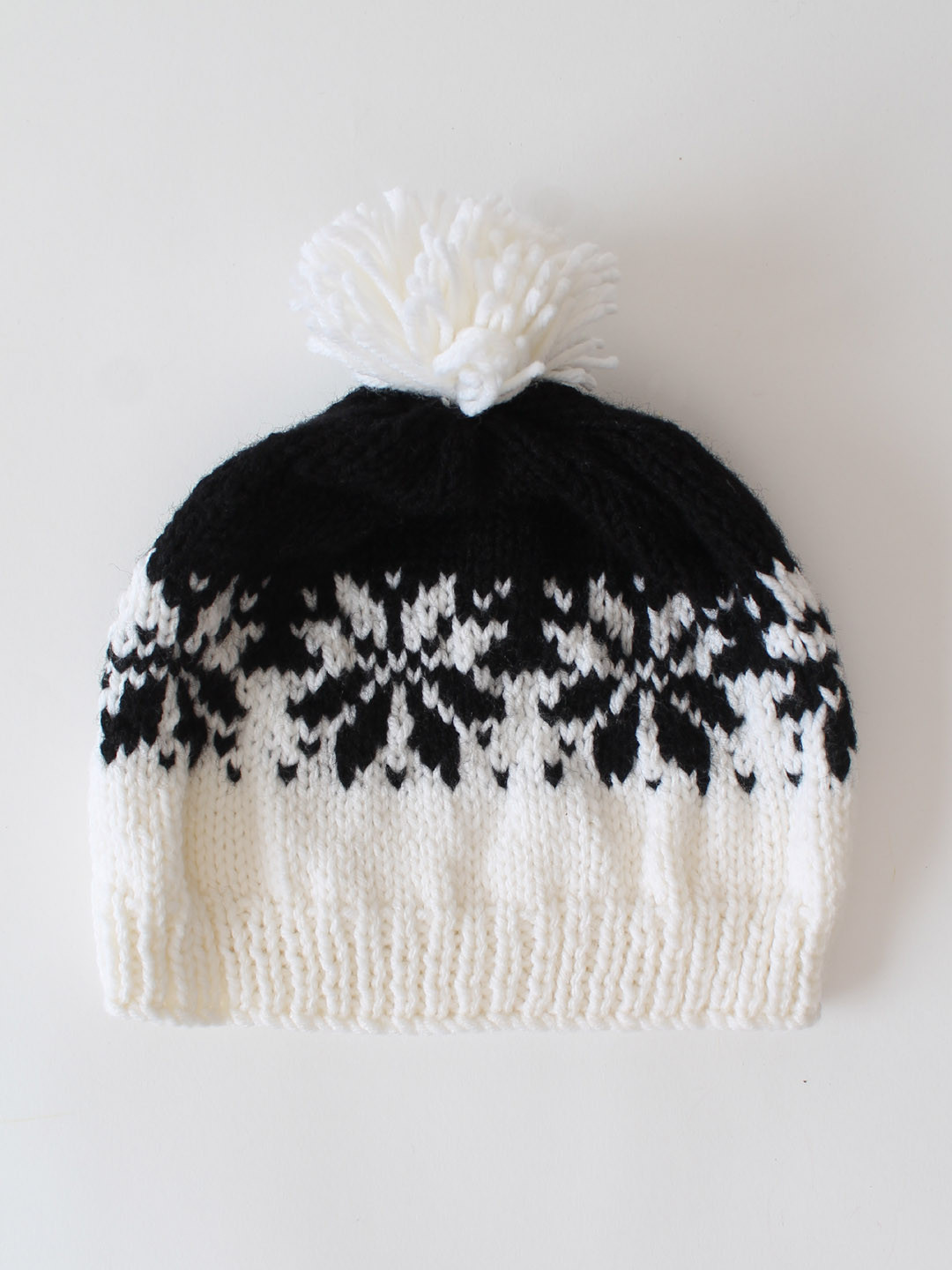 Hand Knitted Intarsia Pom-Pom Detail Women Wool Cap - Black