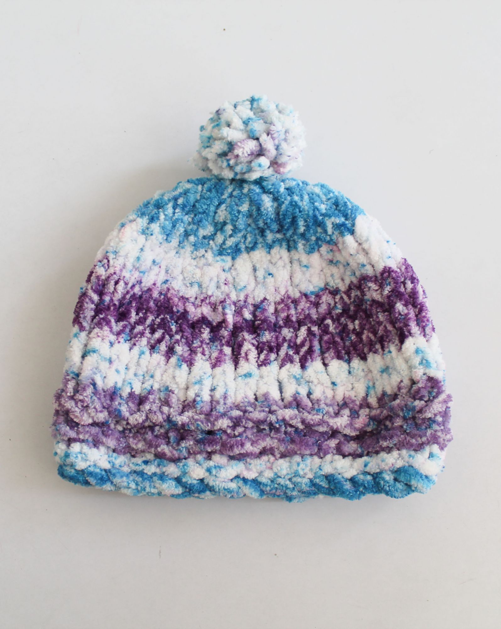 Hand Knitted Velvet Yarn Cap for Kids - Blue Woonie