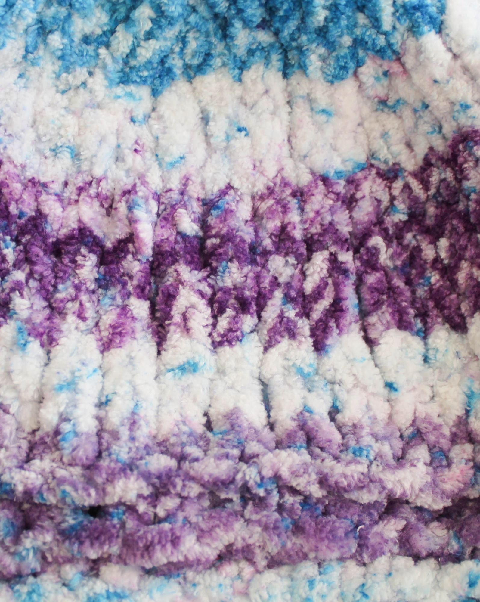 Hand Knitted Velvet Yarn Cap for Kids - Blue Woonie