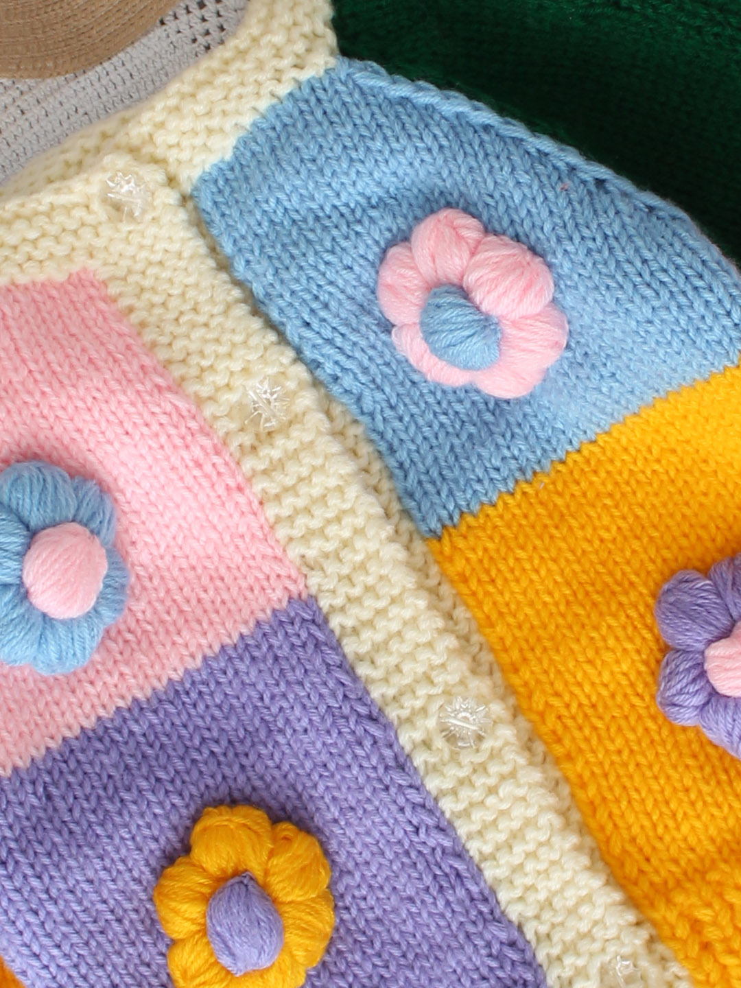 Handknitted Cardigan with Colourful Daisy for Kids - Multicolour