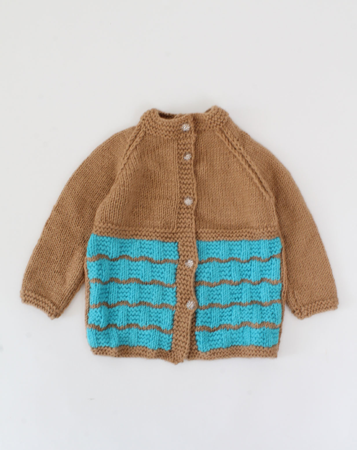Handknitted Full Sleeves Dual Colour Sweater - Beige & Blue