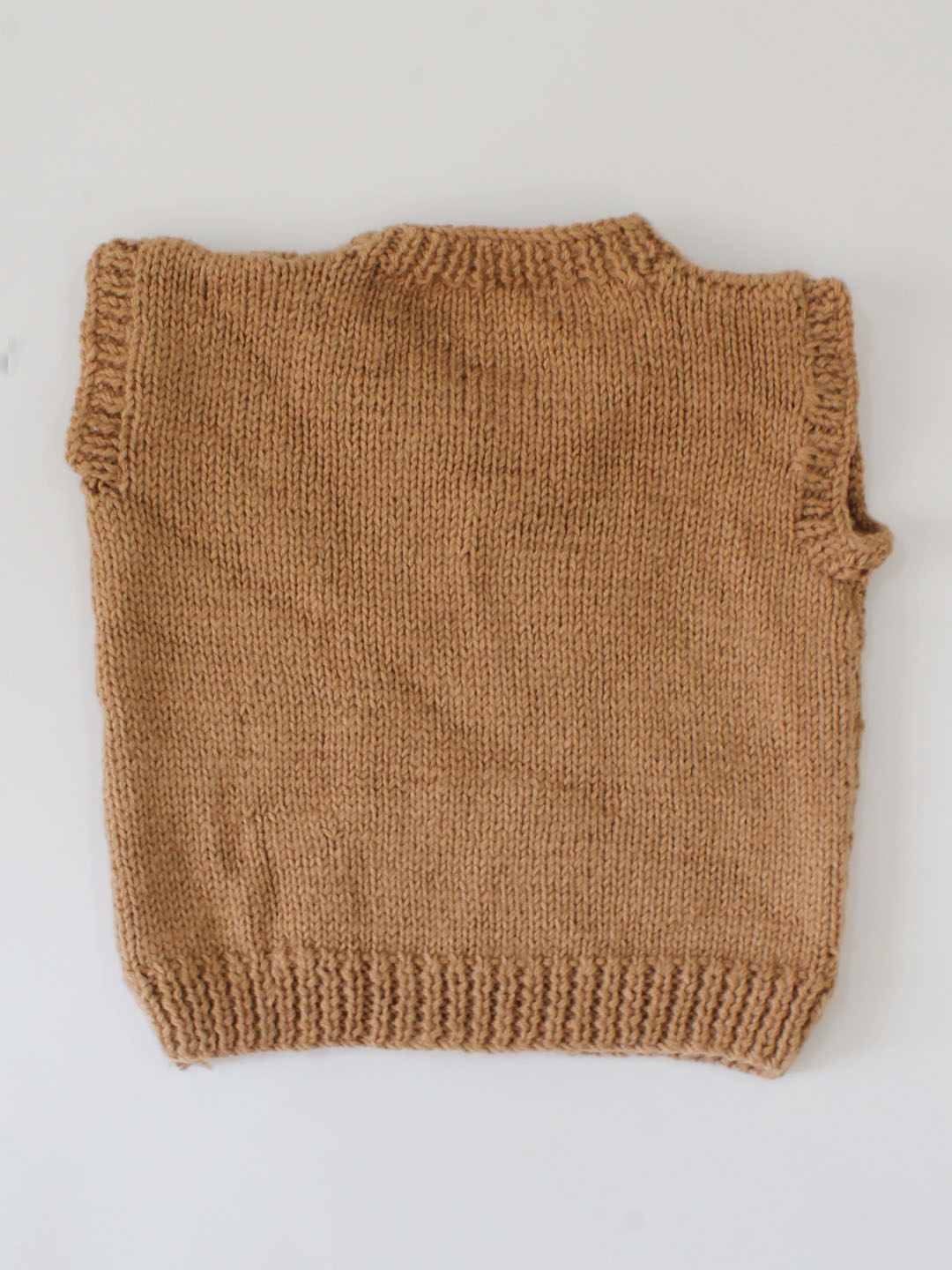 Handknitted Half Sleeve Guitar Detailing Beige Sweater For Kids