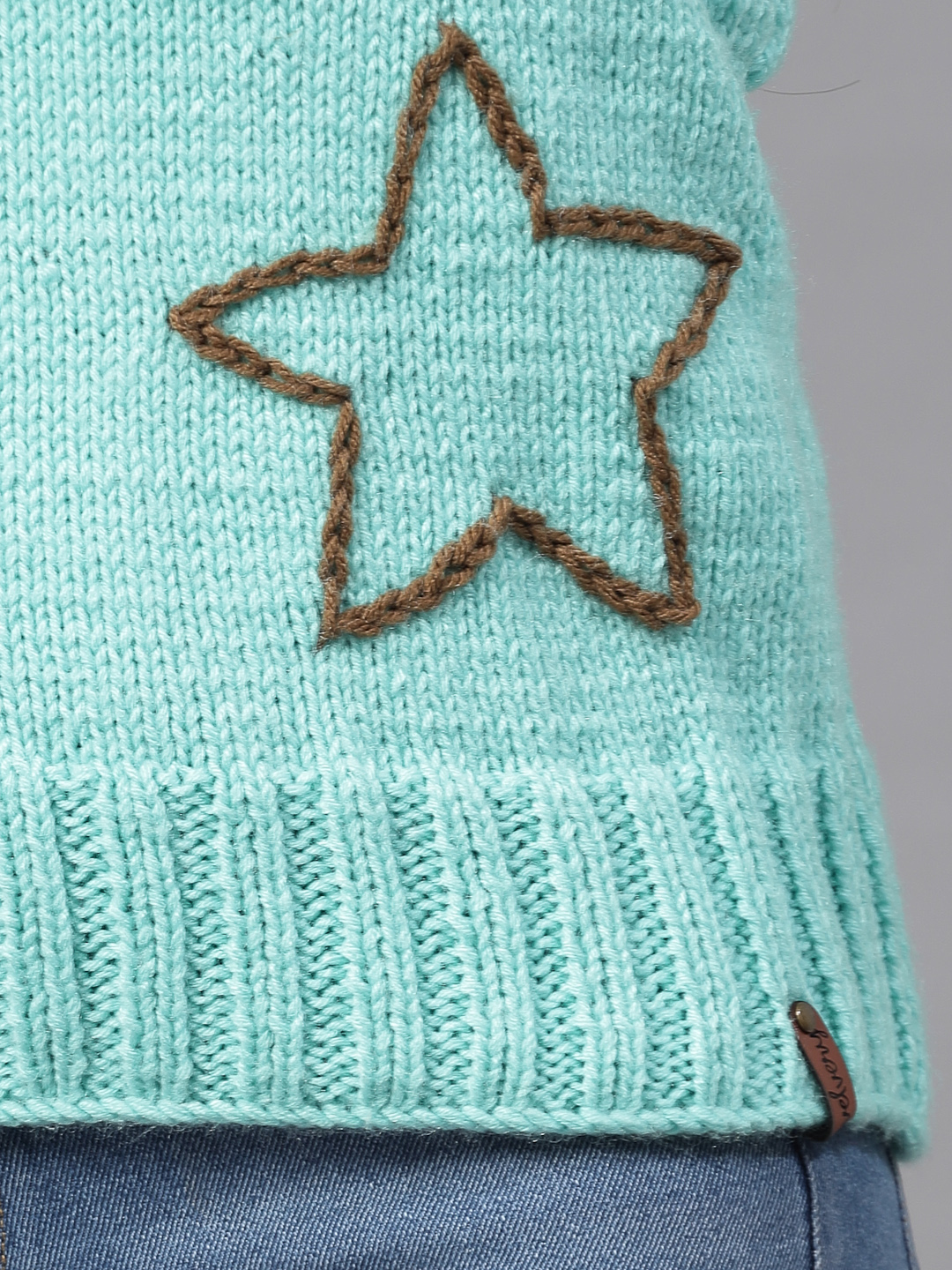 Handknitted Polo Neck Star Embroidery Pullover for Women