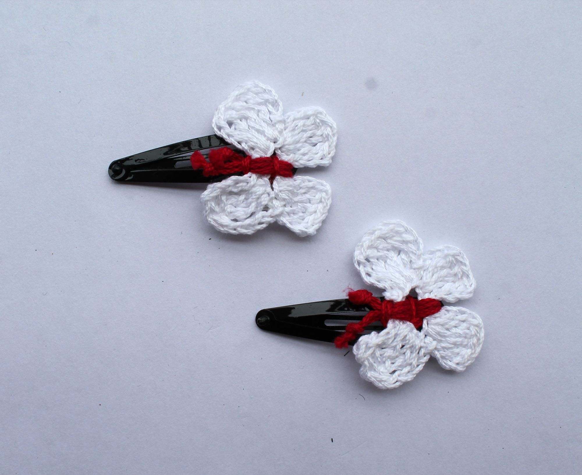 Handmade Crochet Butterfly Tic Tac Hair Pins for Girls - White Woonie