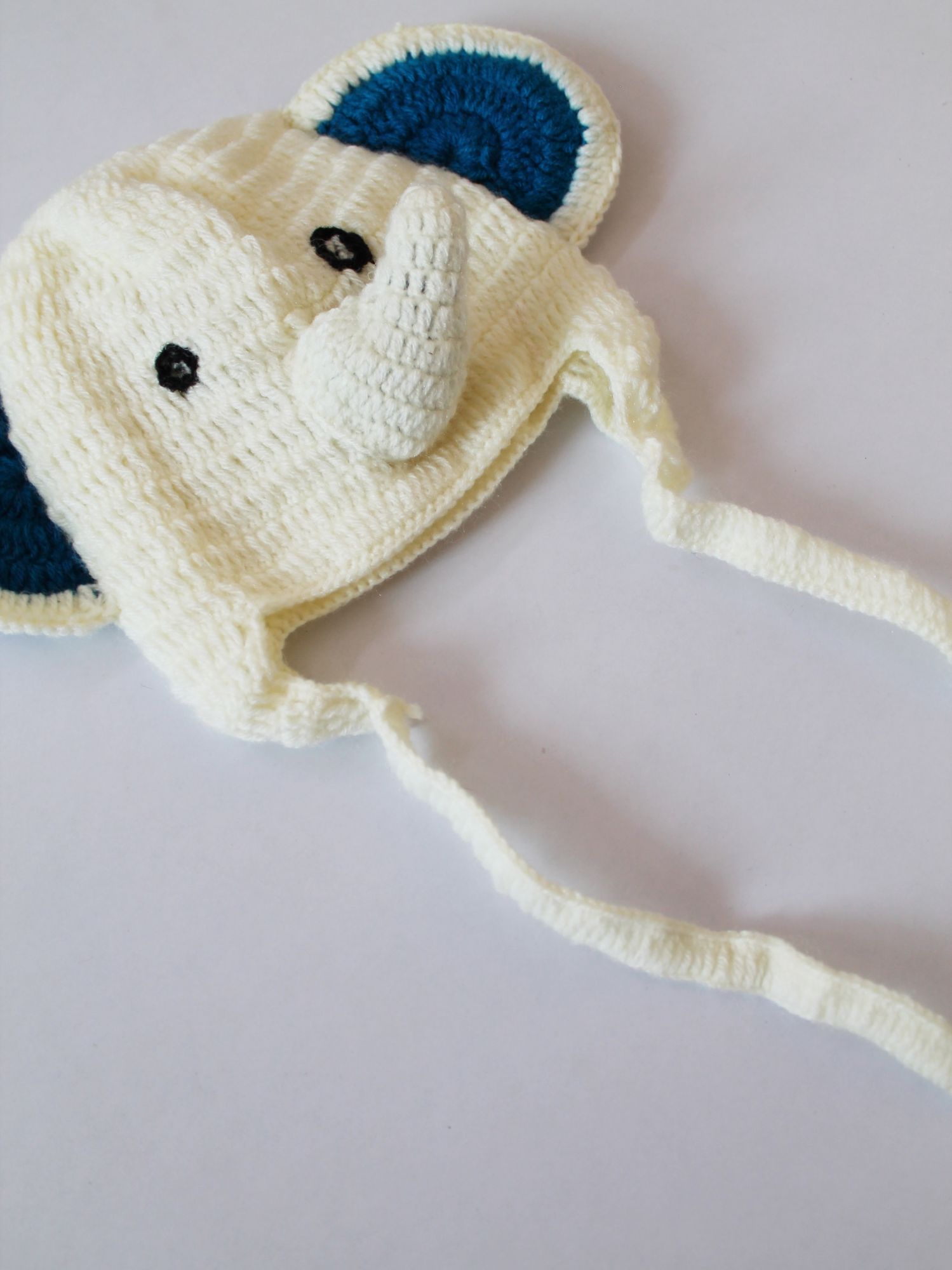 Handmade Crochet Elephant Pattern Cap for Kids - White Woonie