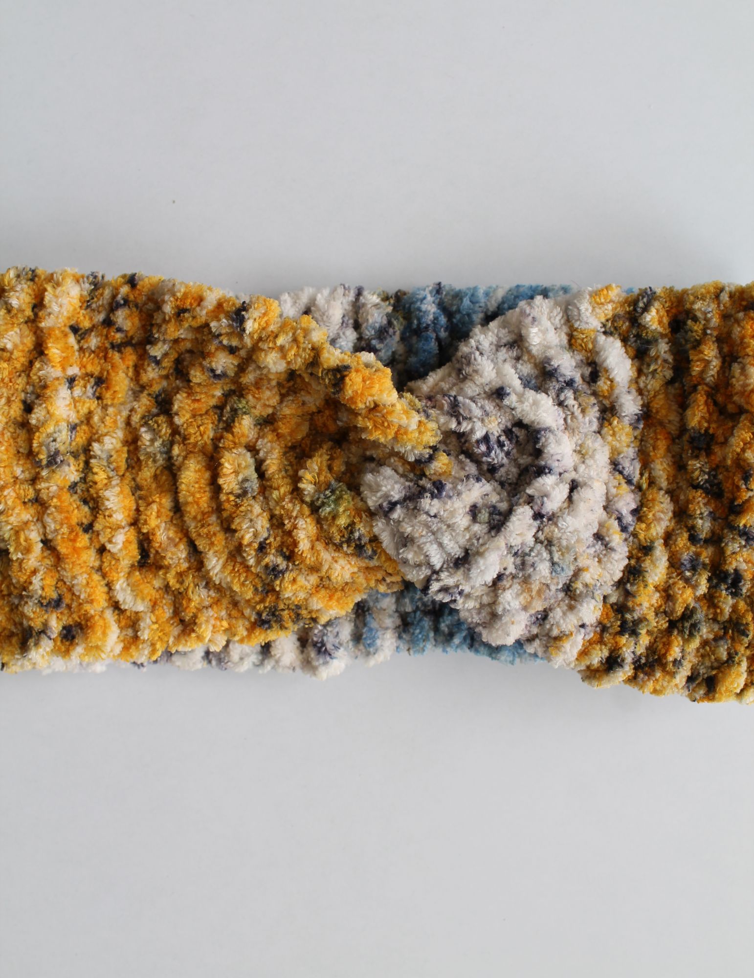 Handknitted Soft Earwarmer for Kids - Multicoloured Woonie