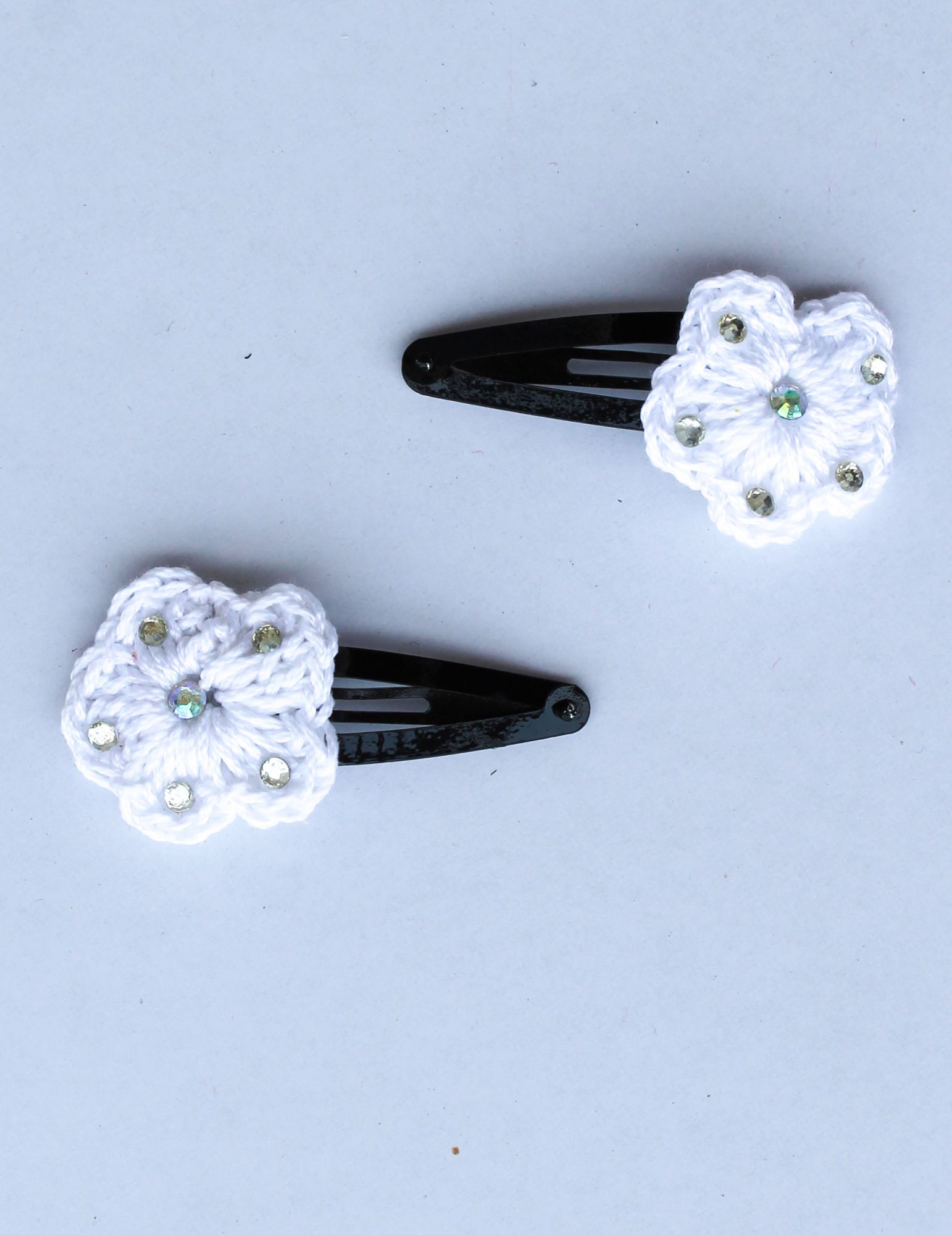 Handmade Crochet Stone Tic Tac Hair Pins for girls - White Woonie