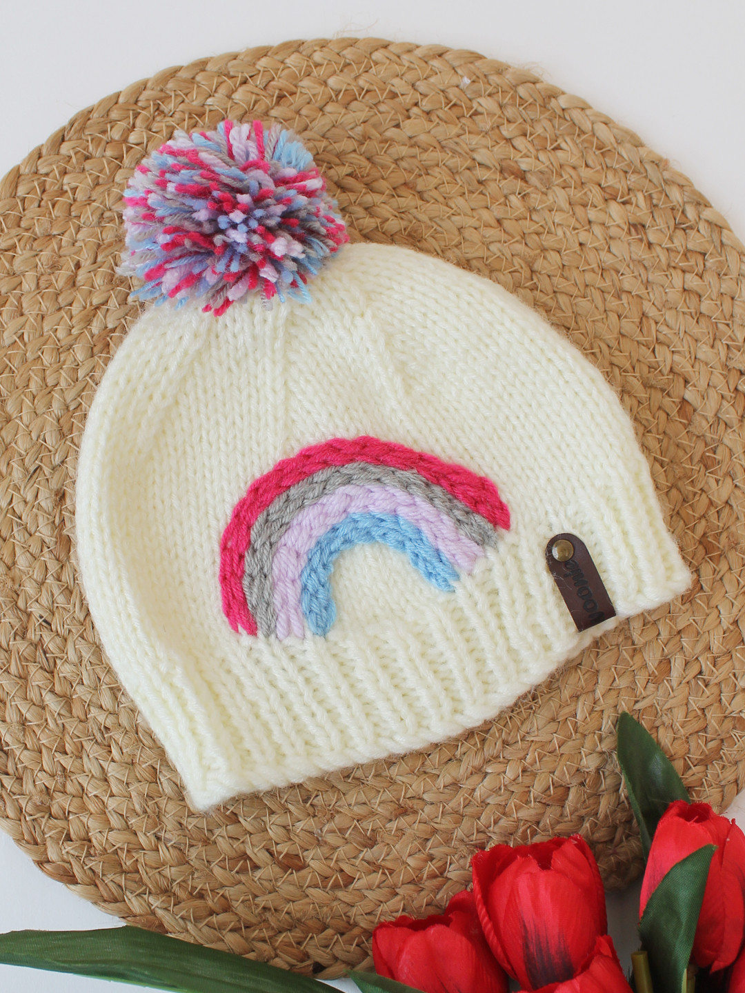 Handmade Pom Pom Detailed Embroidered Hat - off-white