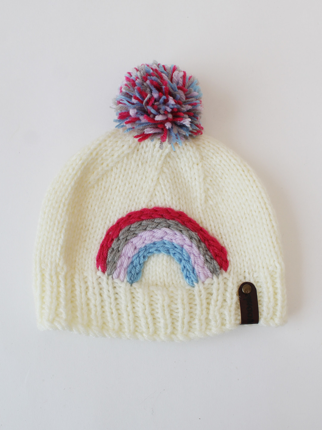 Handmade Pom Pom Detailed Embroidered Hat - off-white