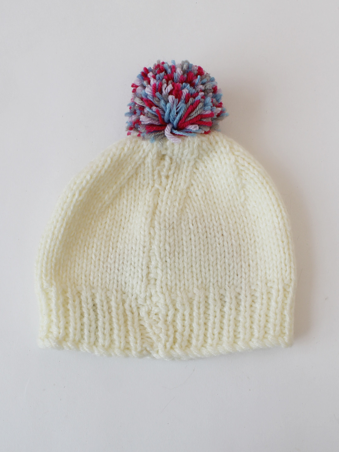 Handmade Pom Pom Detailed Embroidered Hat - off-white