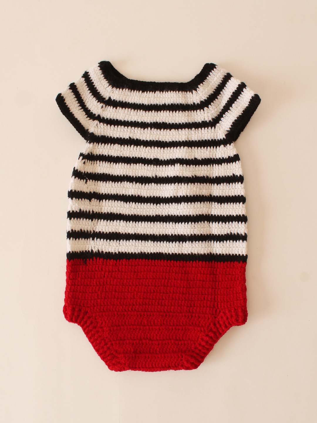 Handmade Striped Pattern Crochet Infants Romper - Black