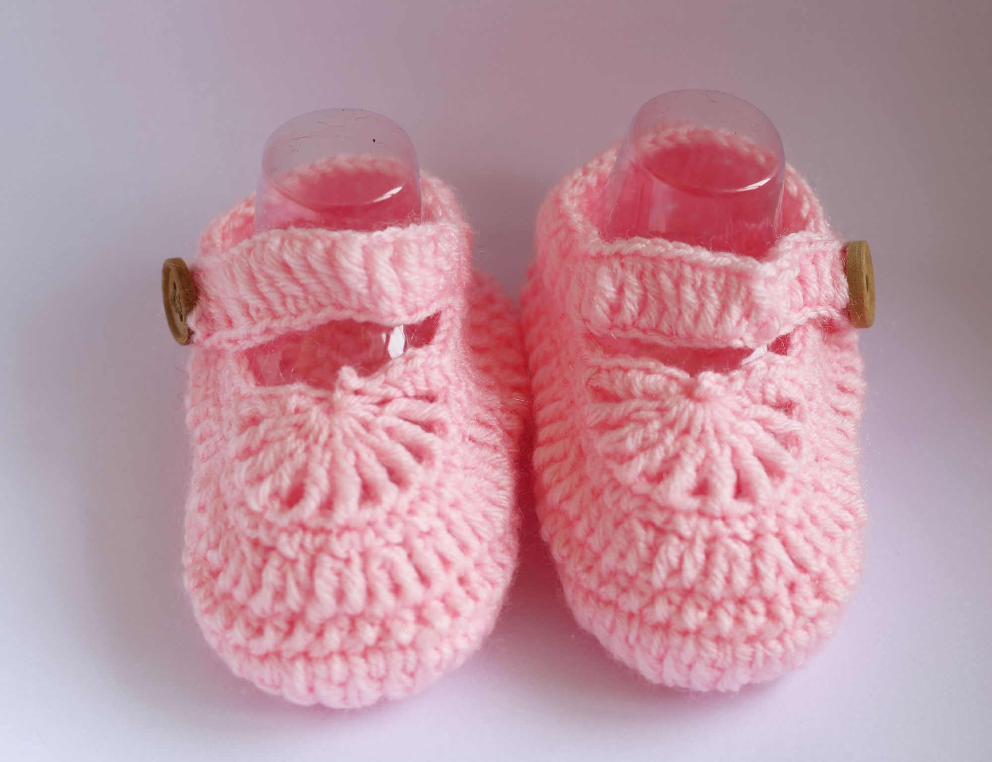 Woonie Handmade Pink Booties