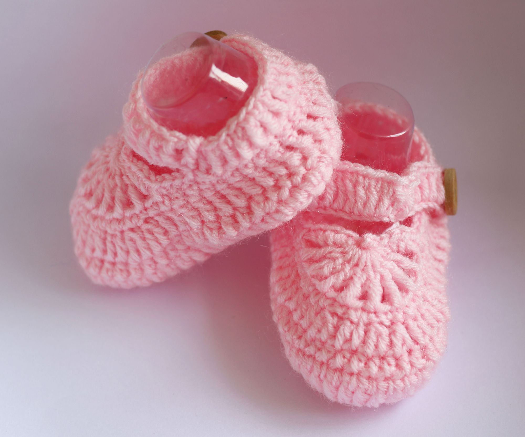 Woonie Handmade Pink Booties