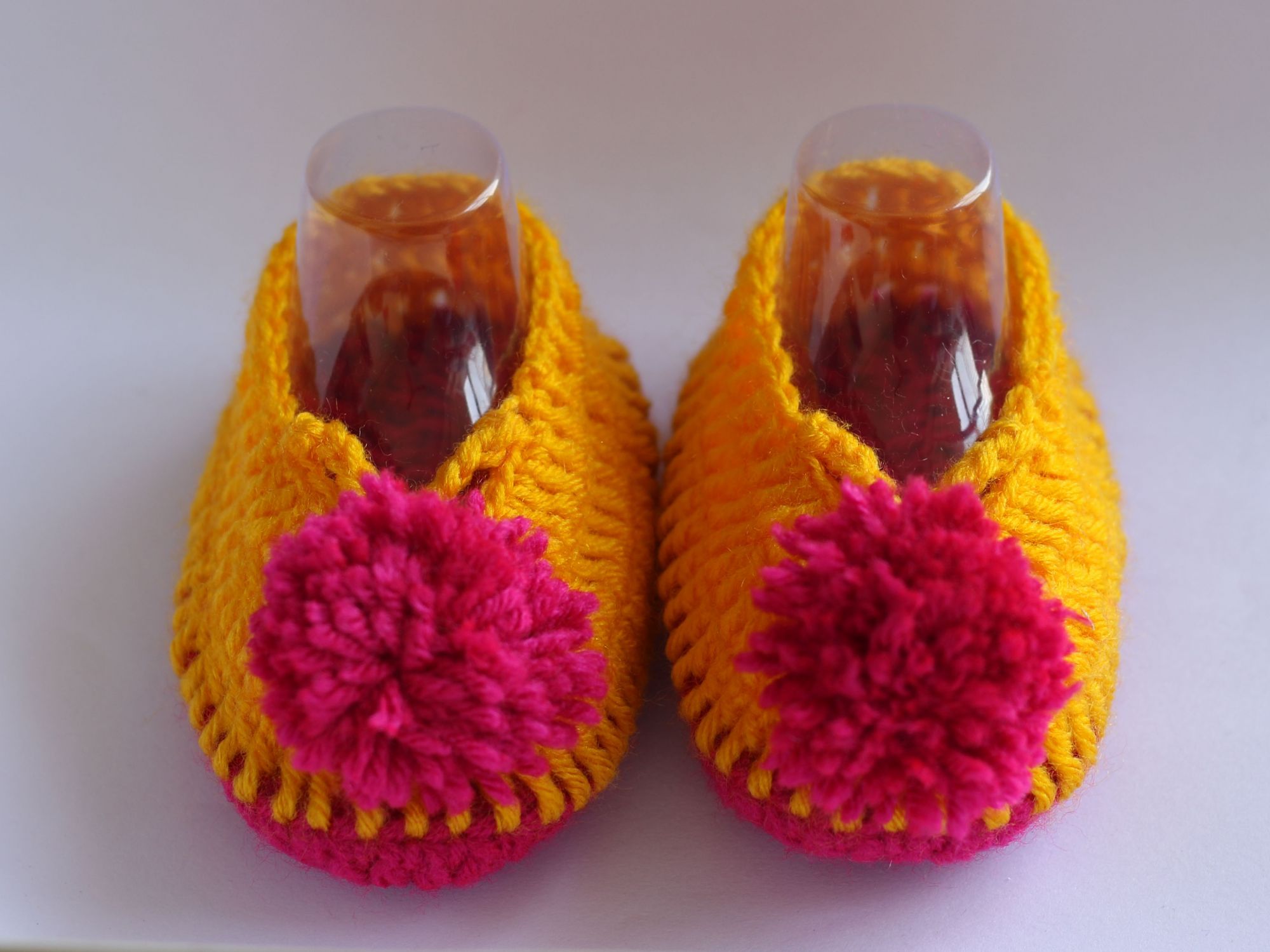 Dual Color PomPom Booties