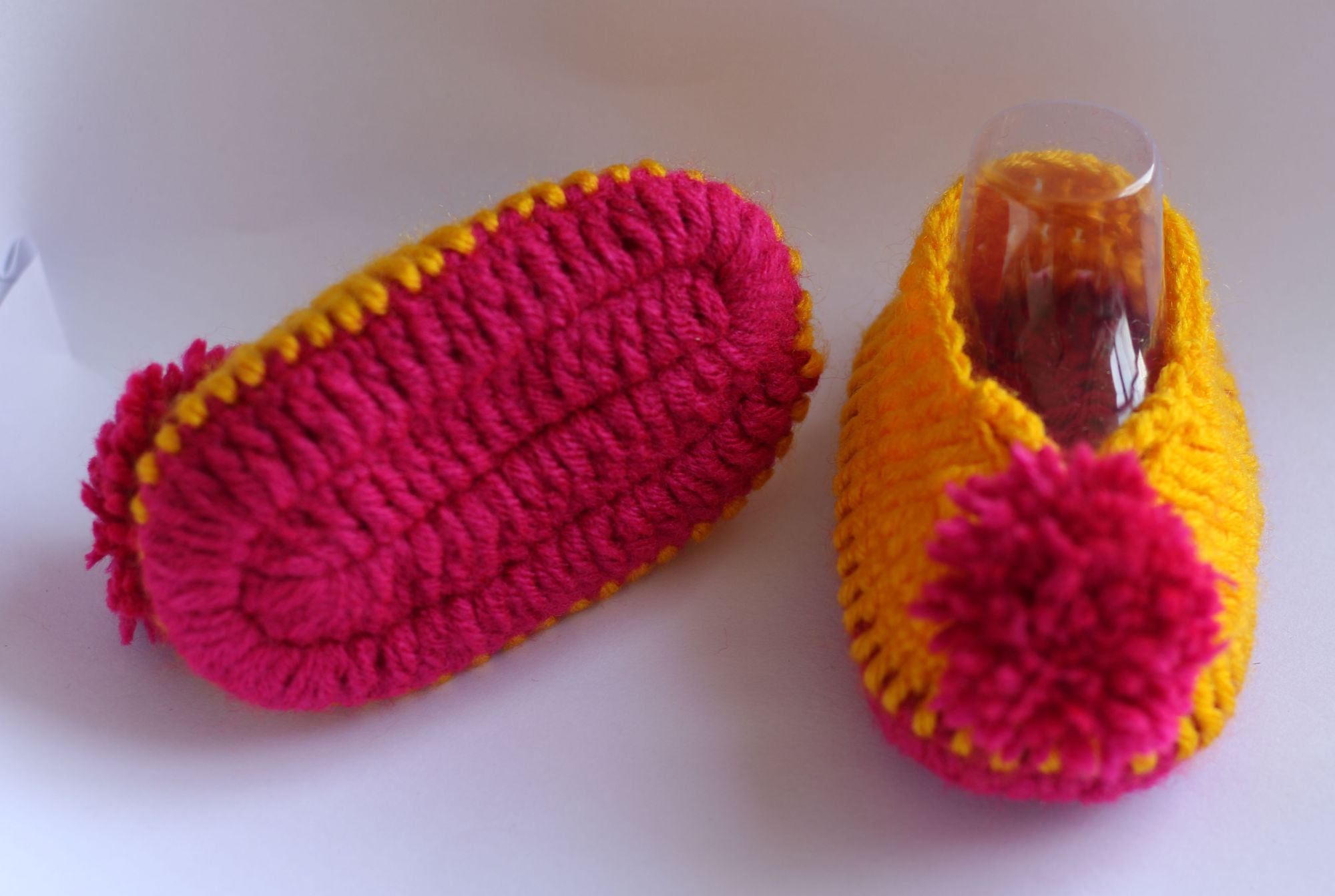 Dual Color PomPom Booties