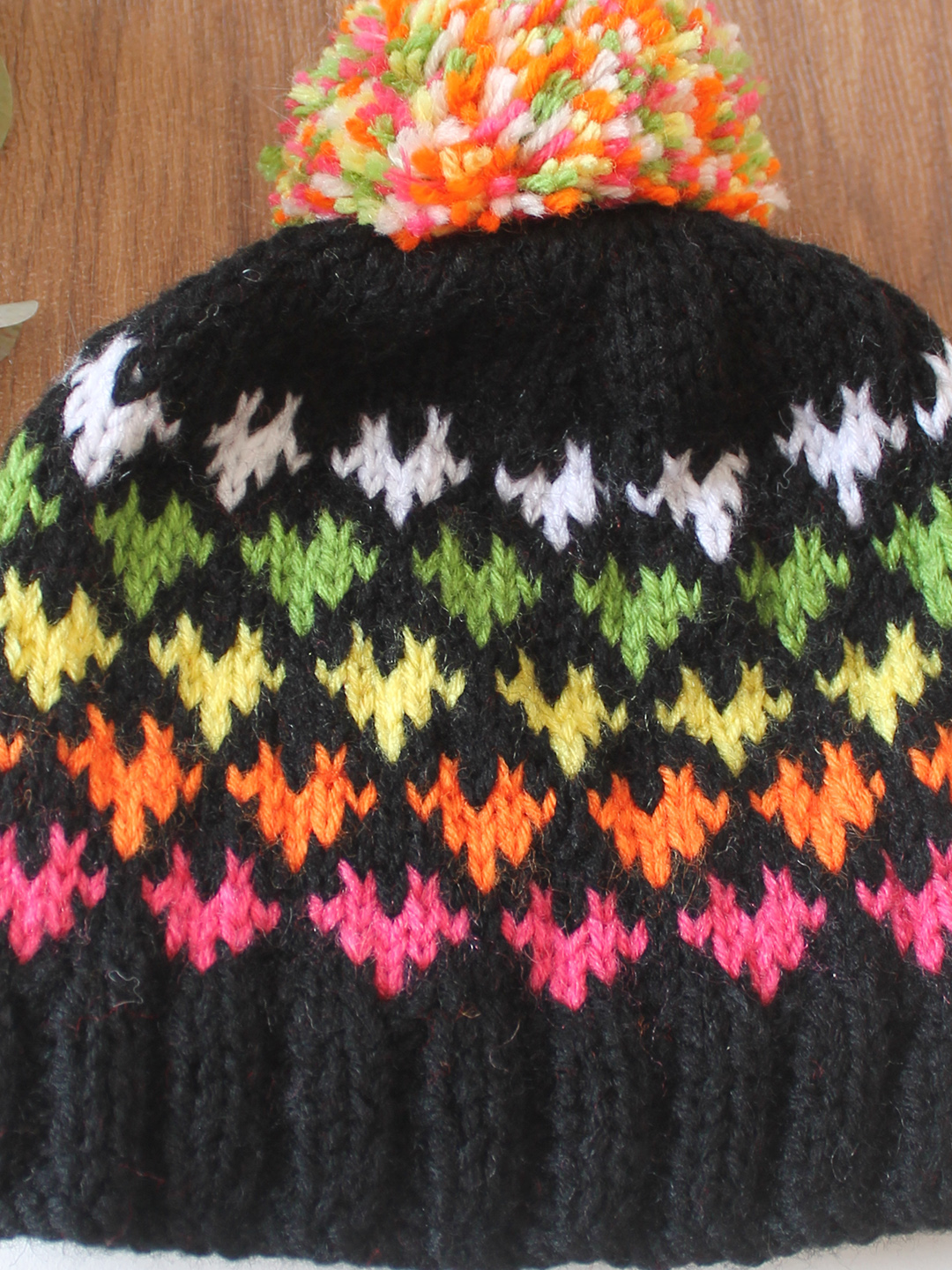 Woonie Handknitted Heart with Pom Pom Designed Cap - Black