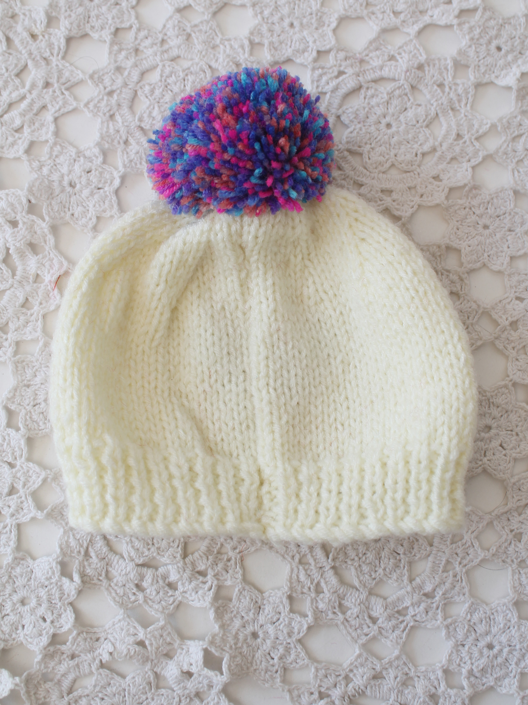 Woonie Handknitted Heart with Pom Pom Designed Cap - Cream