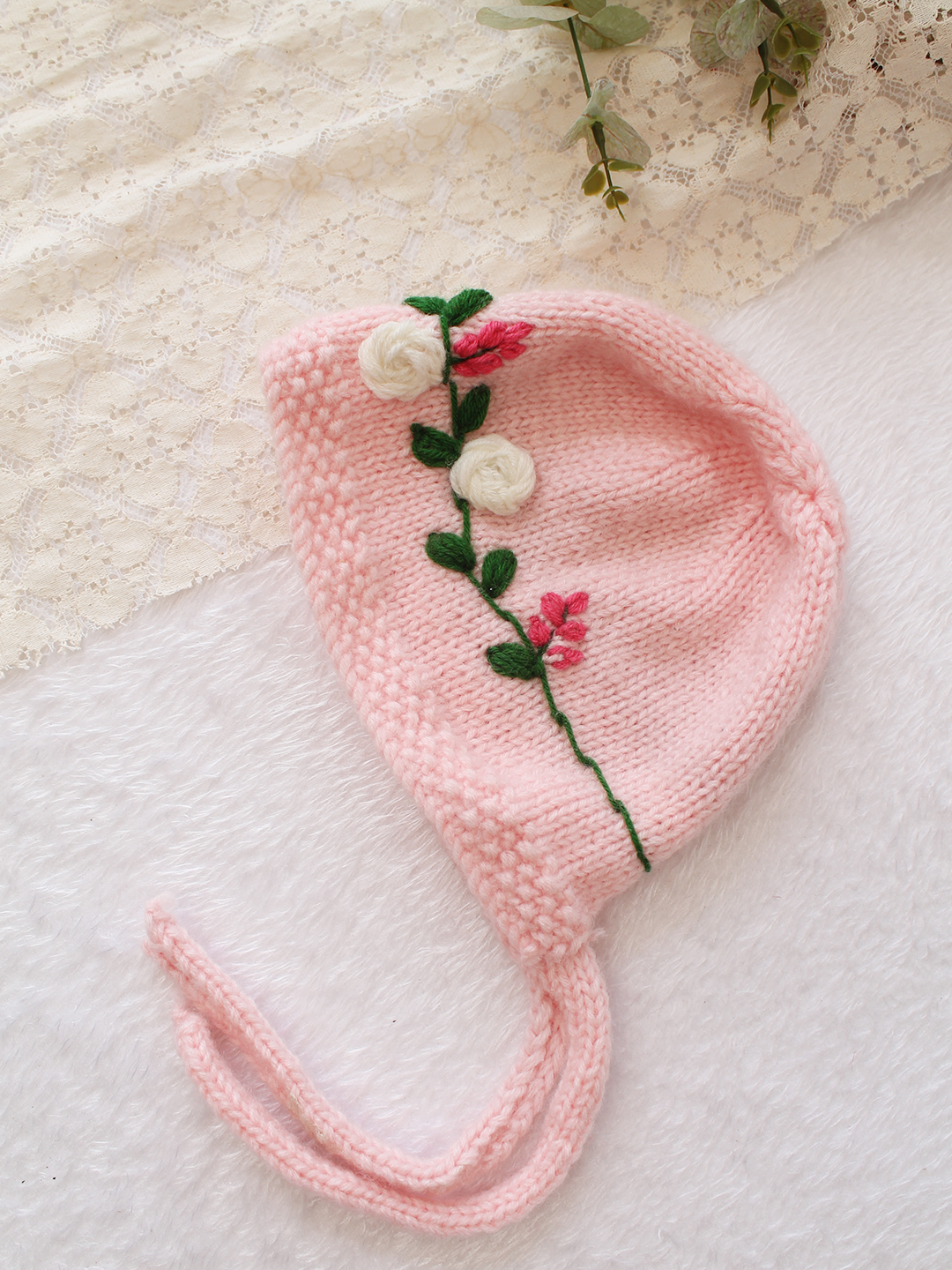Woonie Handknitted Floral Embroidered Designed Cap - Pink