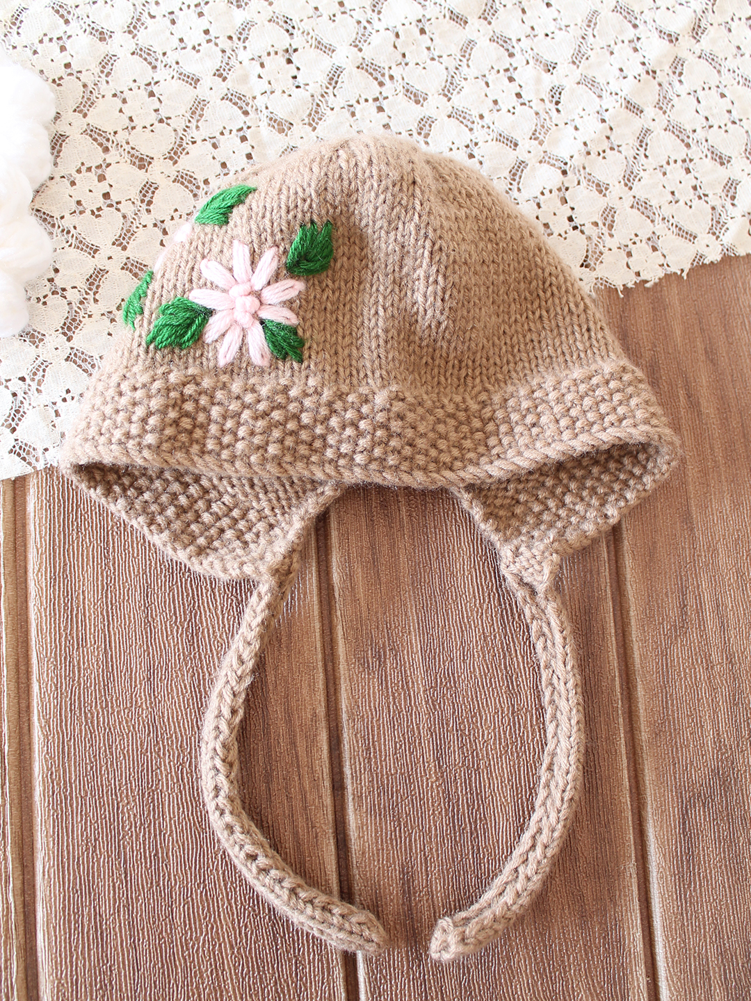 Woonie Handknitted Floral Embroidered Designed Cap - Beige