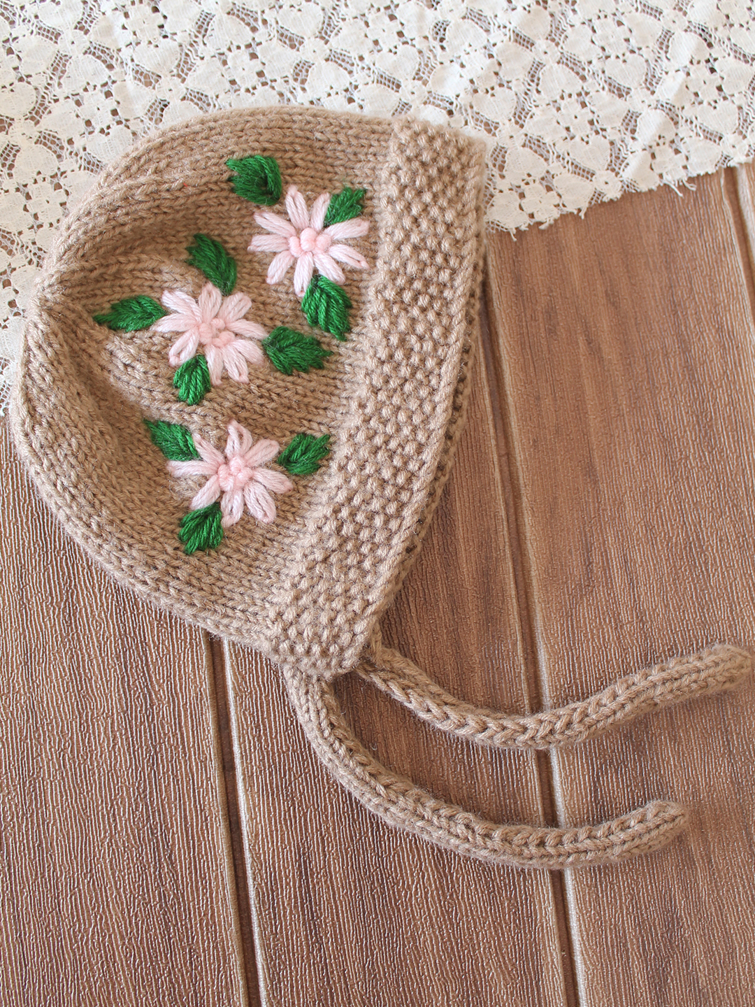 Woonie Handknitted Floral Embroidered Designed Cap - Beige