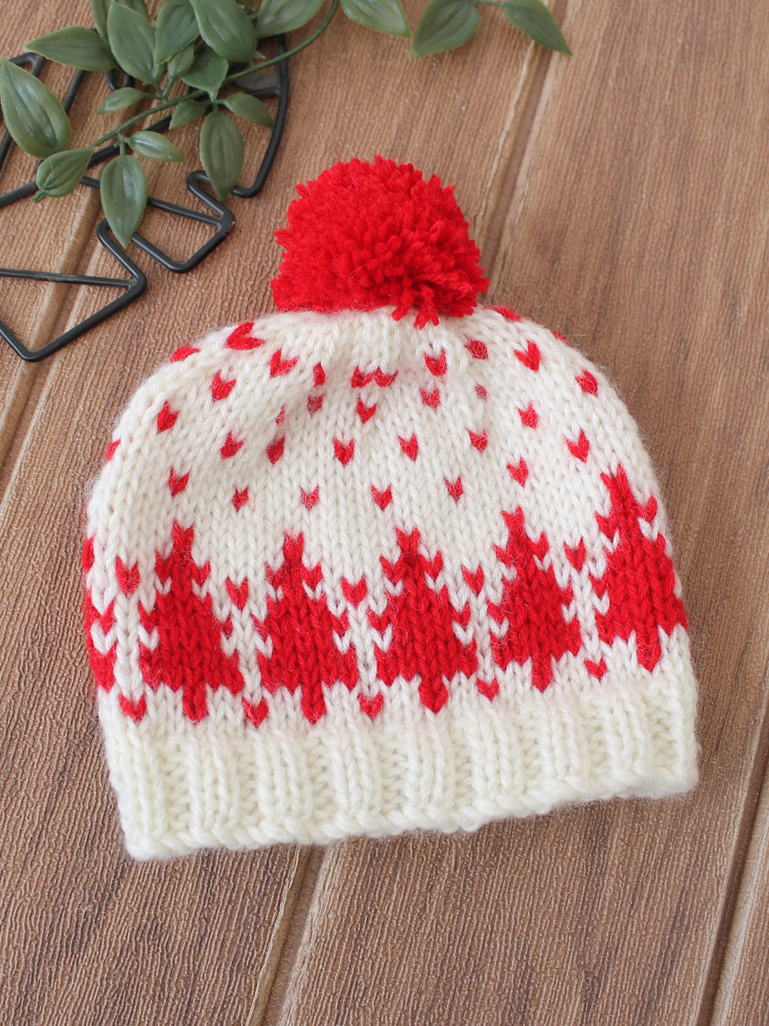 Woonie Handknitted Tree Pattern with Pom Pom Detailed Cap - Cream