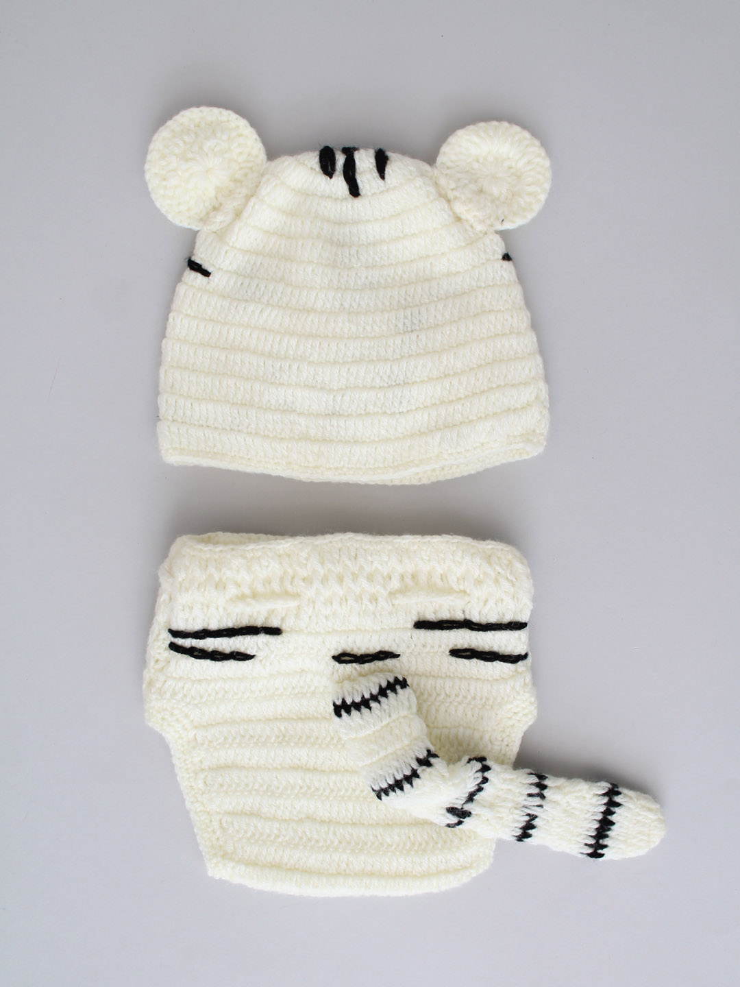 Kitty Design Newborn Shoot Props - Cream Animal Photo Props