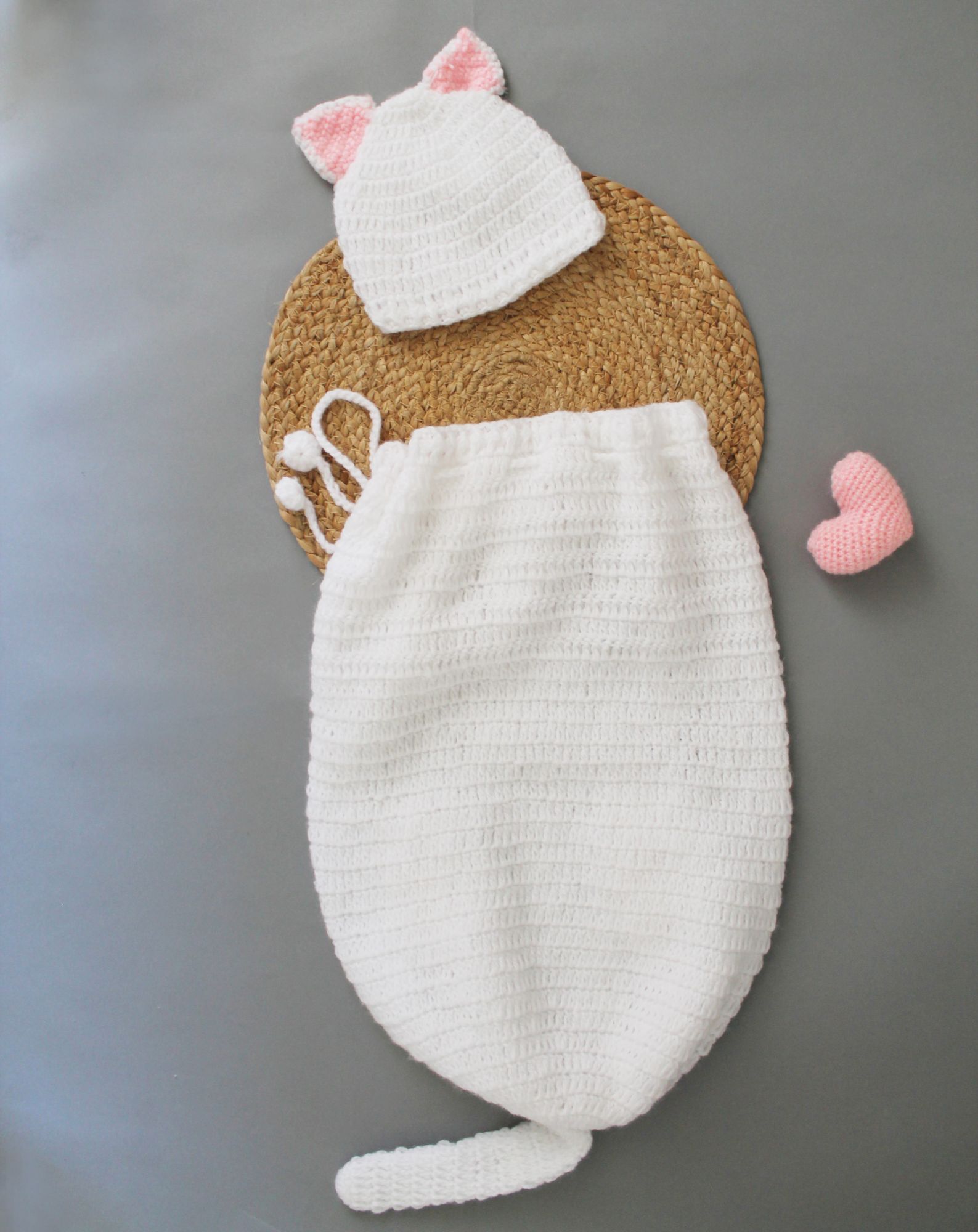Kitty Newborn Photoshoot Prop - White Designer Photo Props