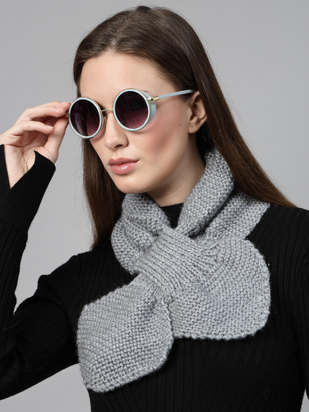 Knit Leaf Neck Scarf for Women - Grey
