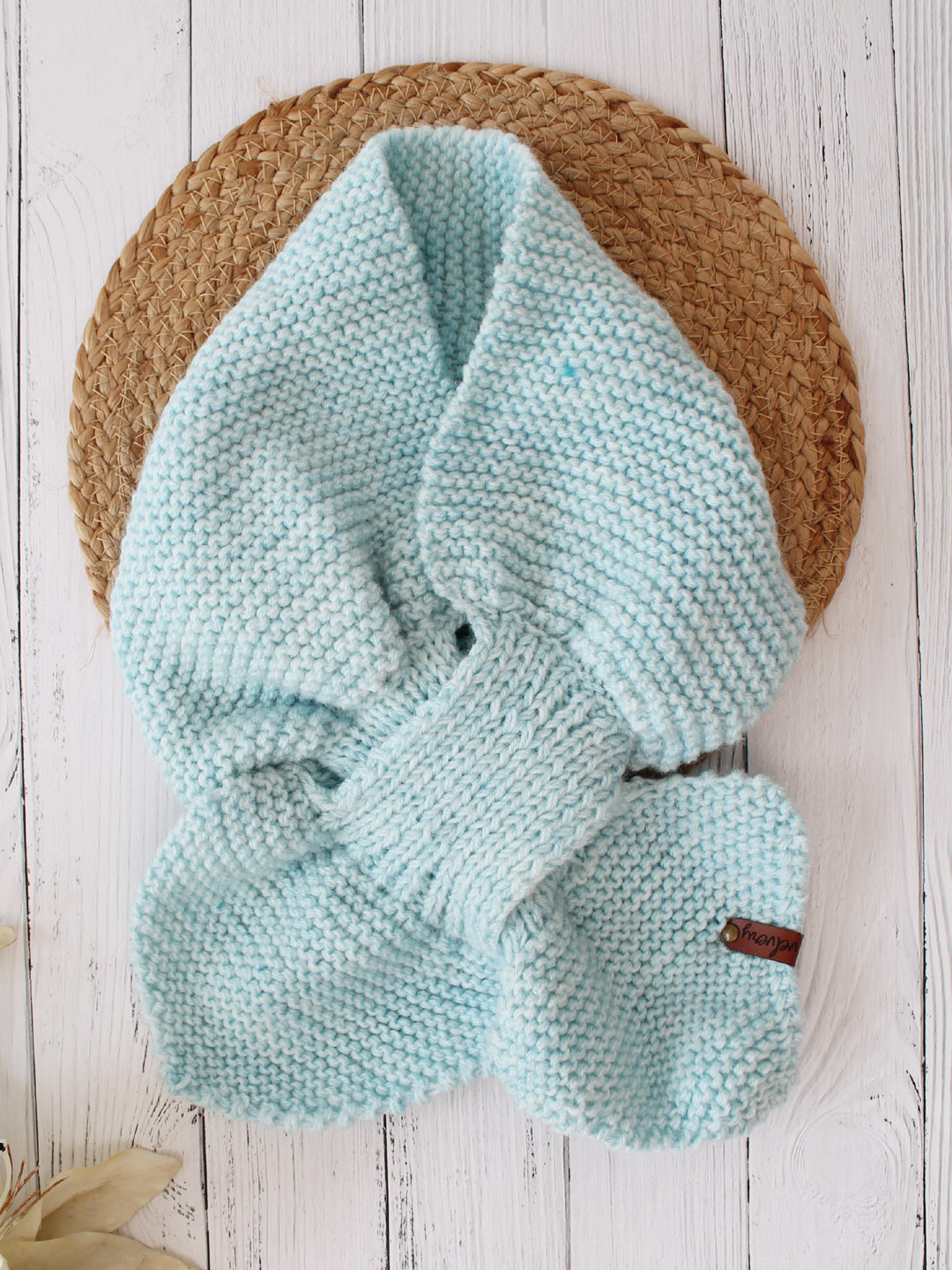 Knit Leaf Neck Warmer for Women - Sky Blue