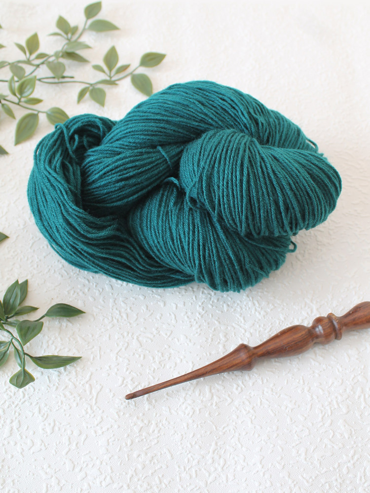 Image of Ganga Knitter Special 4 Ply Acrylic Yarn - Green - Shade 239