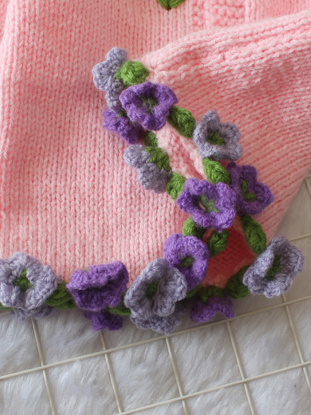 Woonie Handknitted Full Sleeves Floral Embroidered Cardigan - Pink
