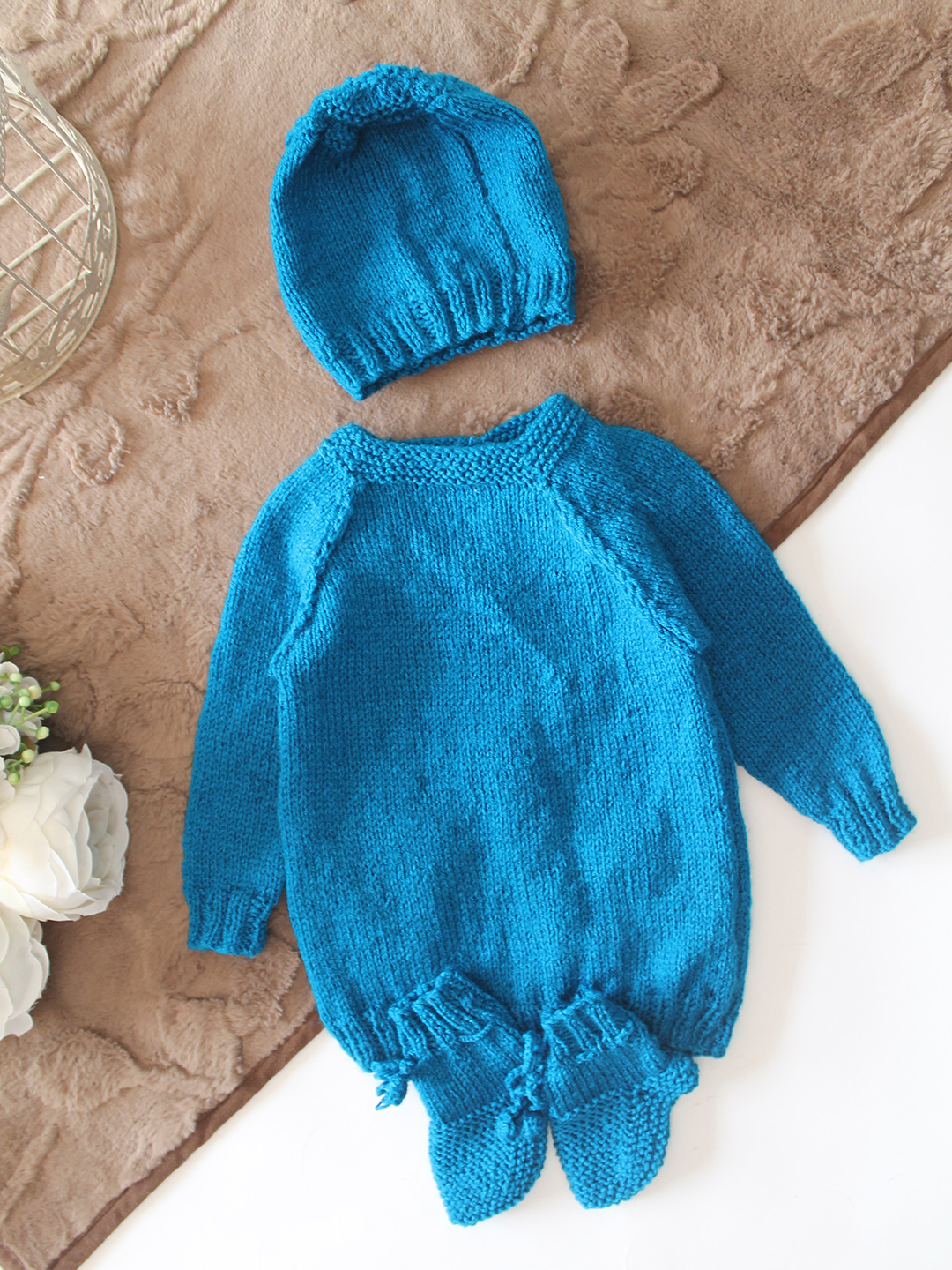 Woonie Handknitted Full Sleeves Ice-Cream Applique Detailed Cardigan with Cap & Socks Set - Blue