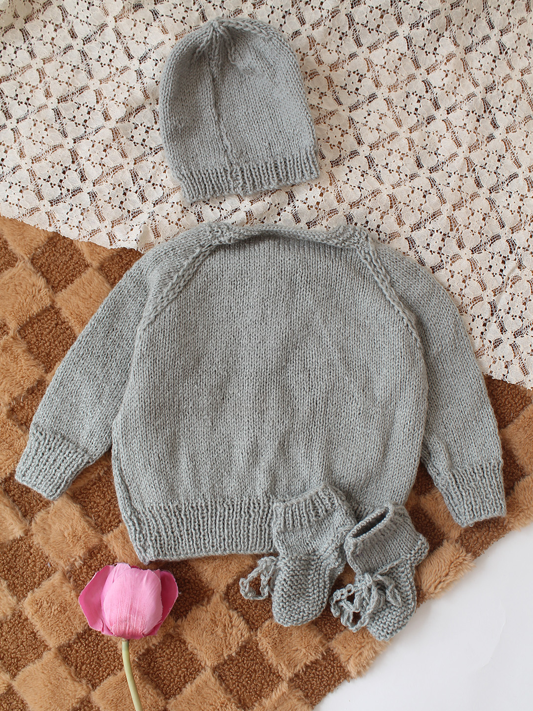 Woonie Handknitted Car Applique Sweater with Cap & Booties Set - Light Grey