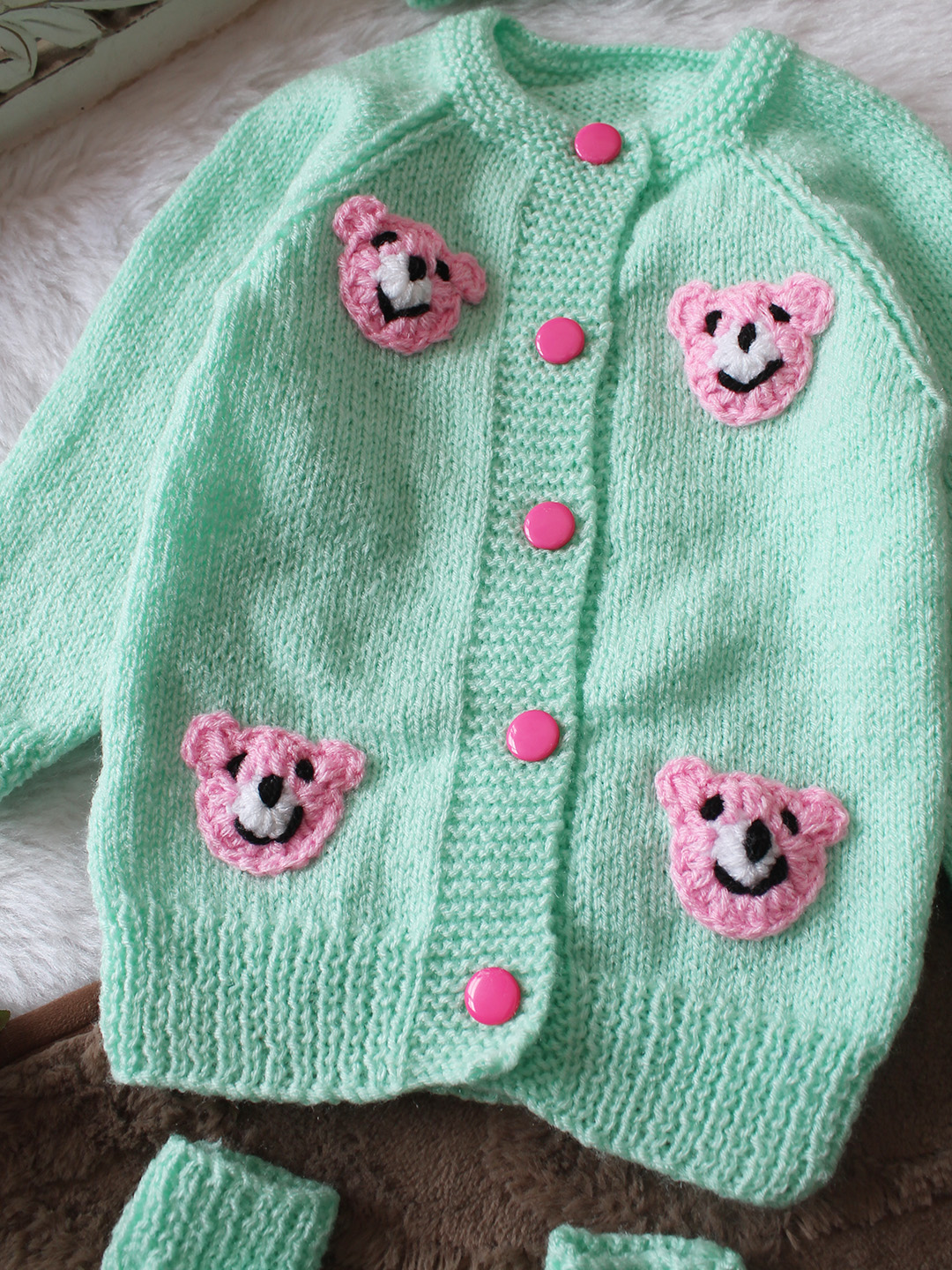 Woonie Handknitted Full Sleeves Bear Face Applique Detailed Cardigan with Cap & Socks Set - Light Green